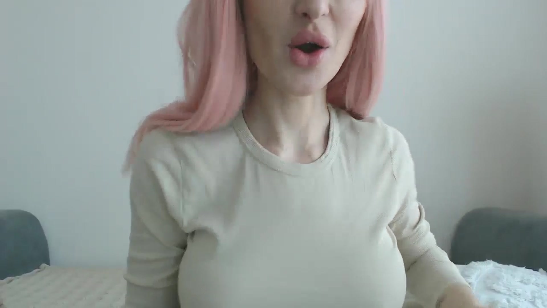 Gallery image thumbnail from yourcammodelx's myfreecams stream on, 03/30/2025, 12:25 image 4 of 20