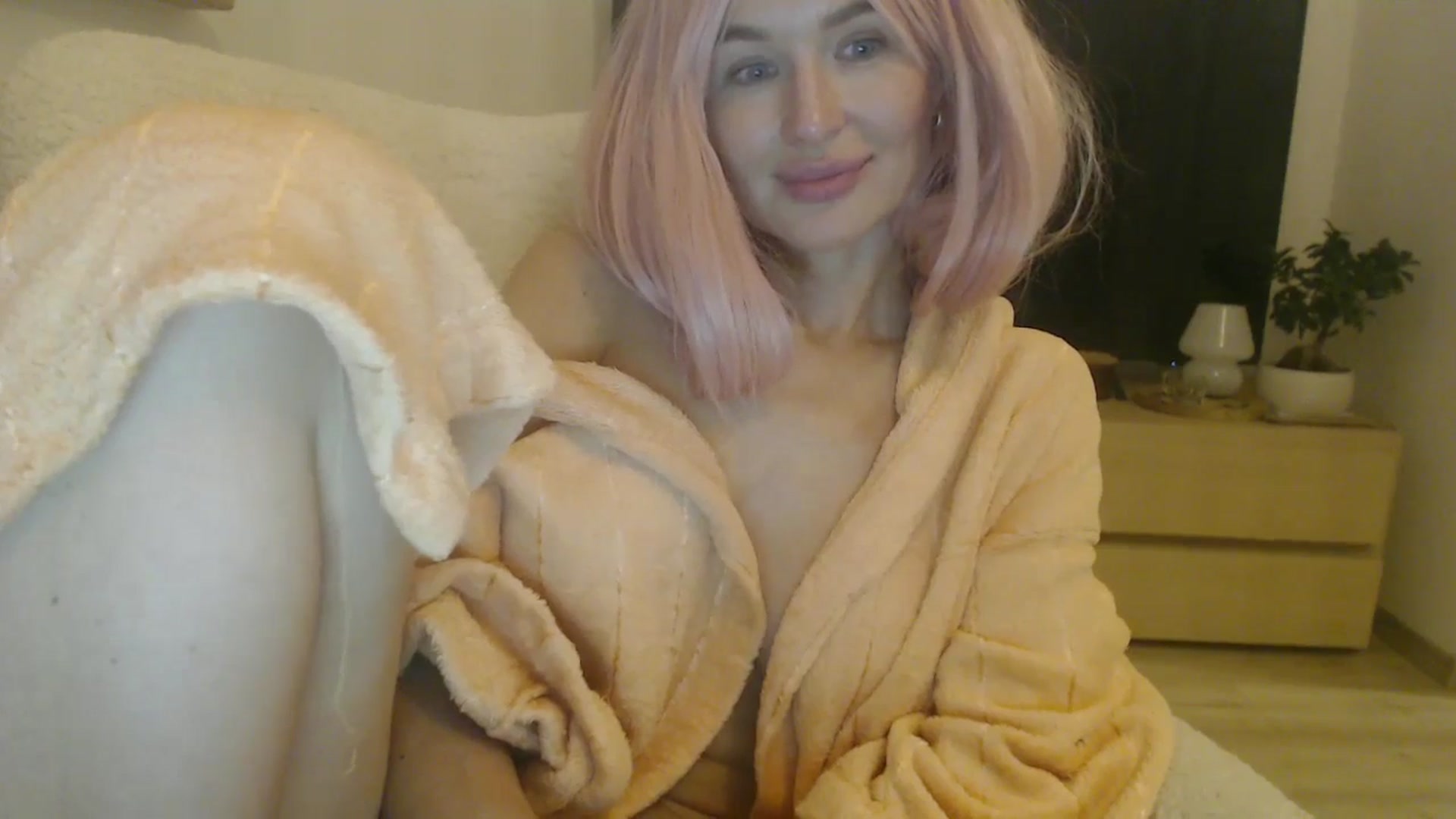 Gallery image thumbnail from yourcammodelx's myfreecams stream on, 09/12/2025, 21:39 image 19 of 20