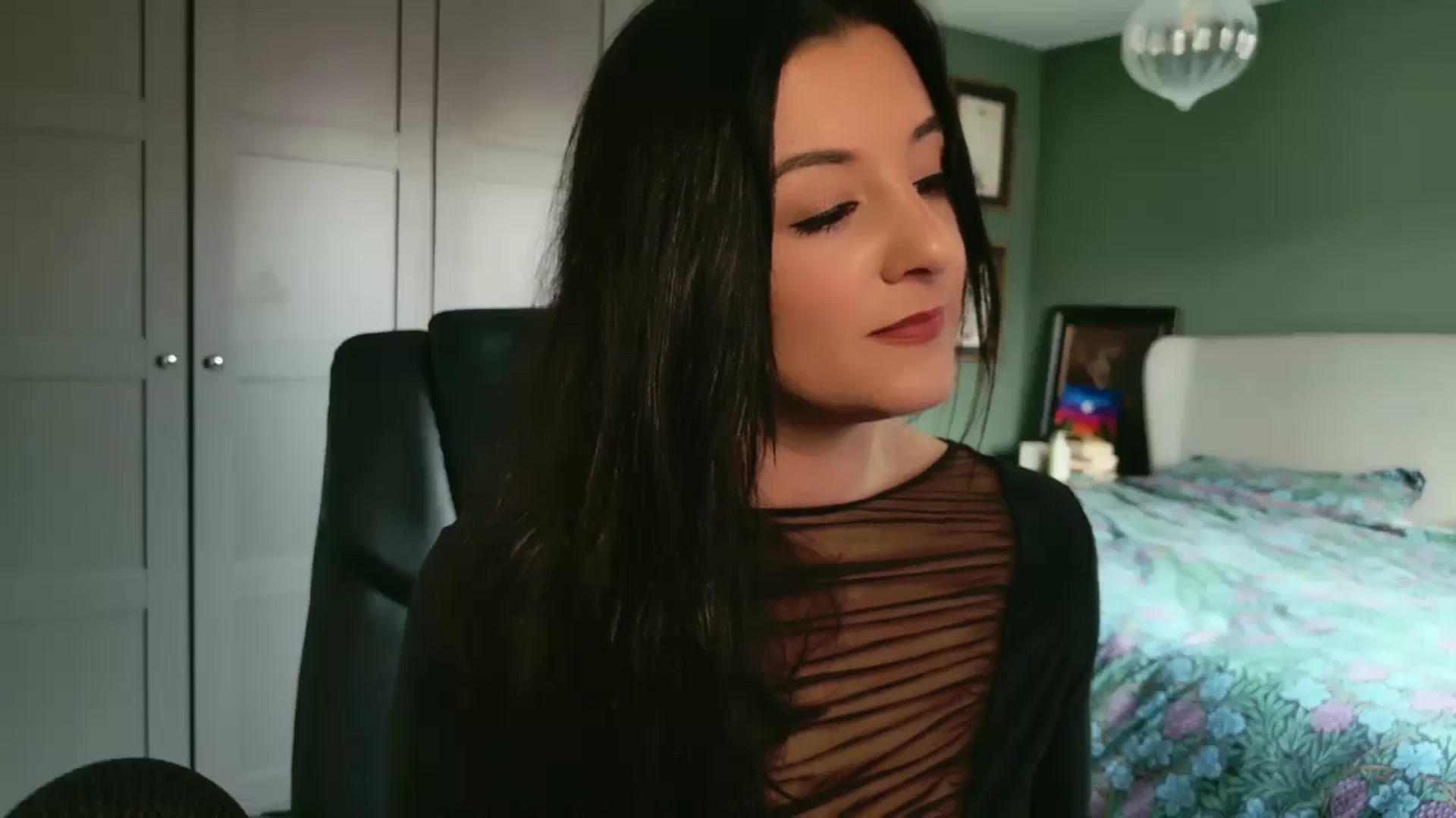 Gallery image thumbnail from yourcassiexo's myfreecams stream on, 10/23/2025, 12:21 image 6 of 20