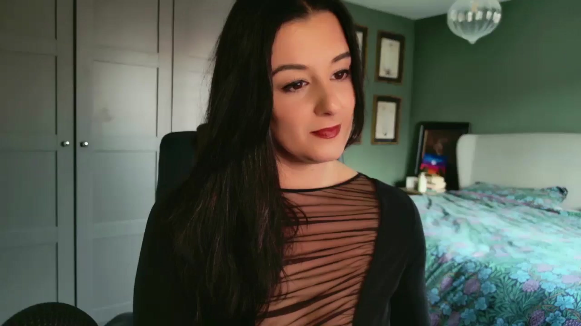 Gallery image thumbnail from yourcassiexo's myfreecams stream on, 10/23/2025, 12:21 image 13 of 20