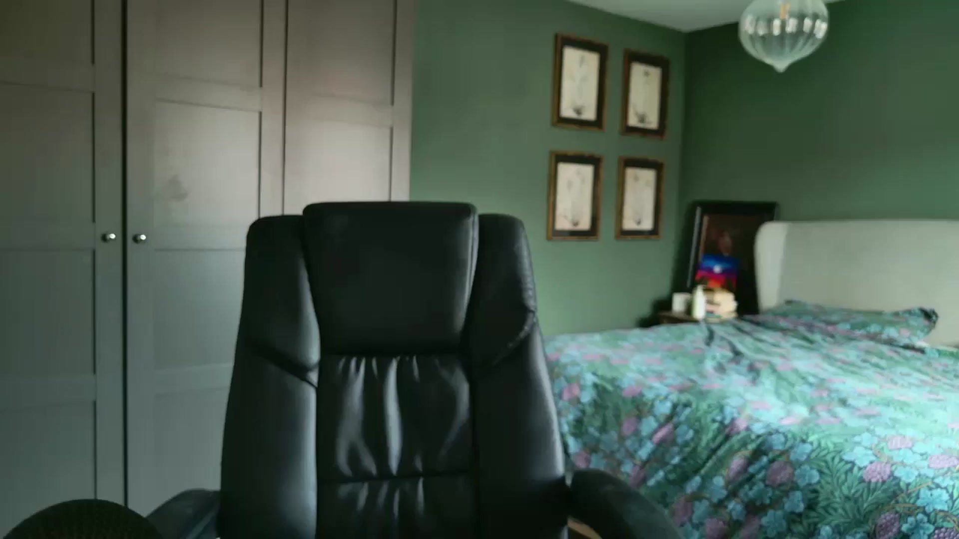 Gallery image thumbnail from yourcassiexo's myfreecams stream on, 10/23/2025, 12:21 image 8 of 20
