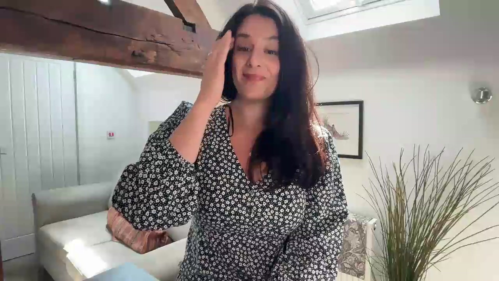 Gallery image thumbnail from yourcassiexo's myfreecams stream on, 06/09/2026, 14:30 image 6 of 20