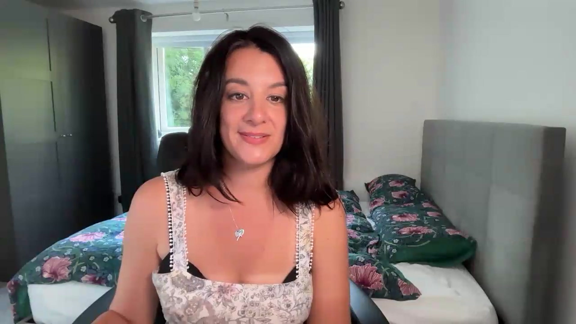 Gallery image thumbnail from yourcassiexo's myfreecams stream on, 06/23/2026, 15:47 image 3 of 20