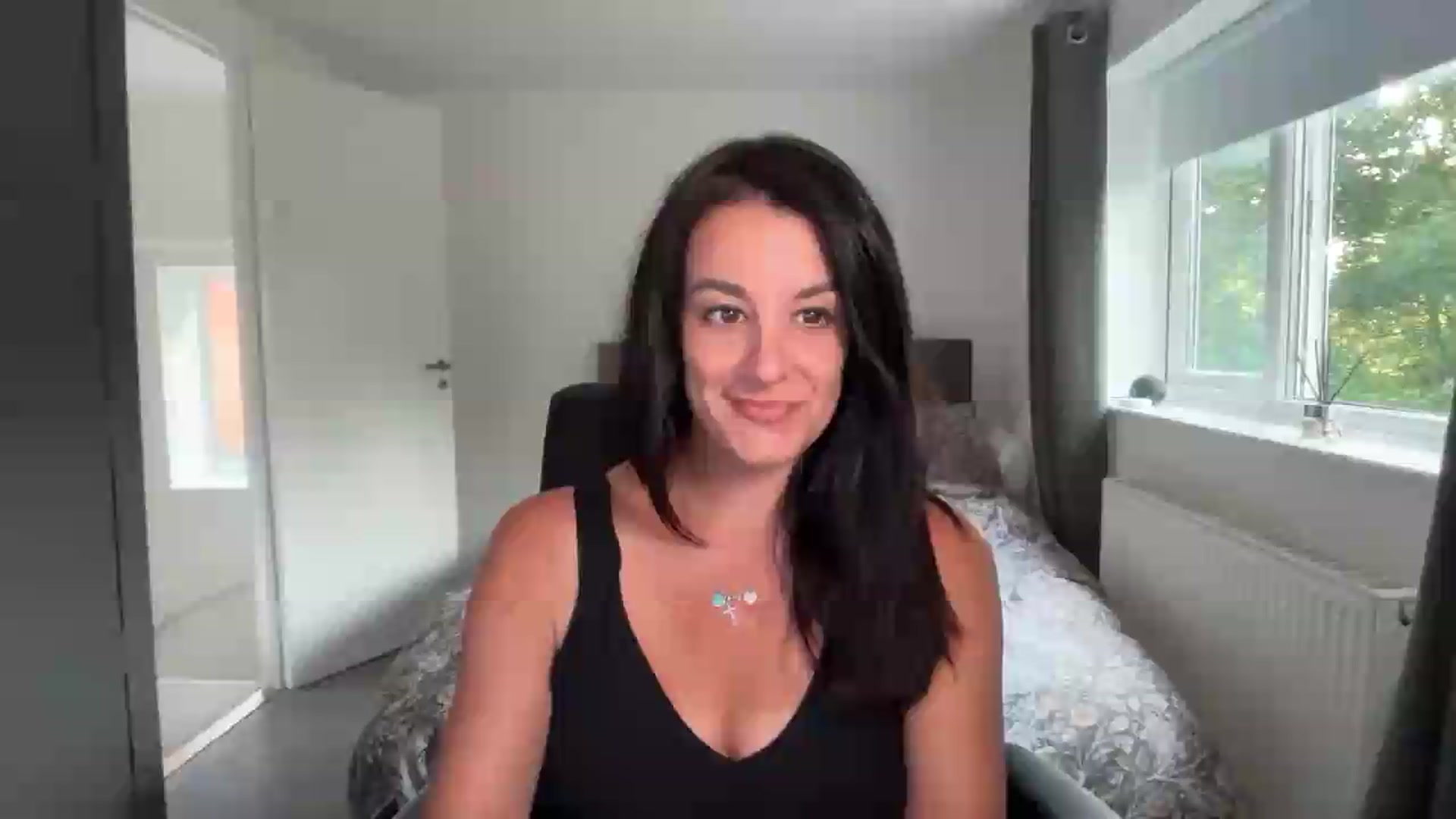 Gallery image thumbnail from yourcassiexo's myfreecams stream on, 07/04/2026, 18:43 image 16 of 20