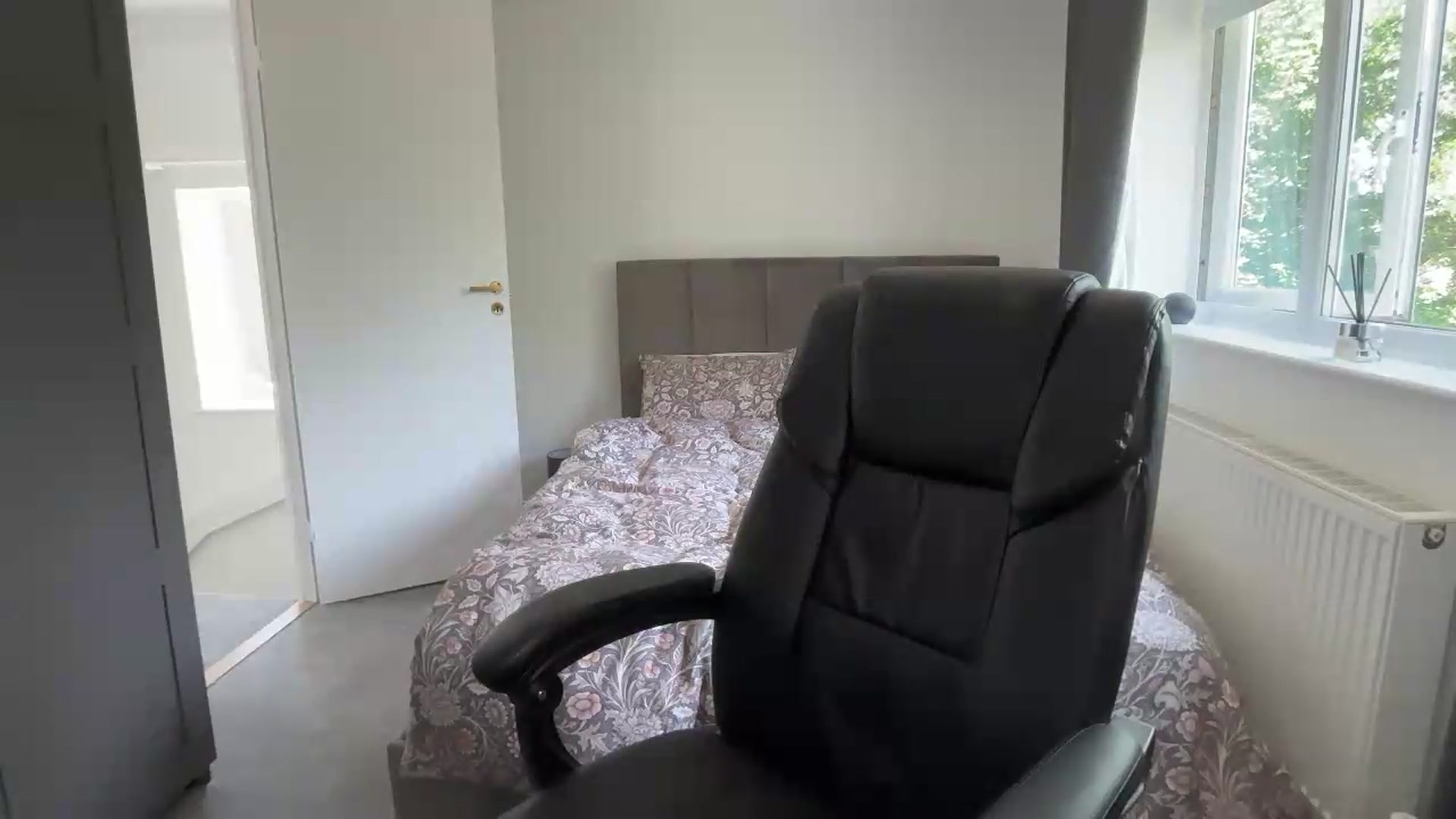 Gallery image thumbnail from yourcassiexo's myfreecams stream on, 07/06/2026, 12:56 image 11 of 20