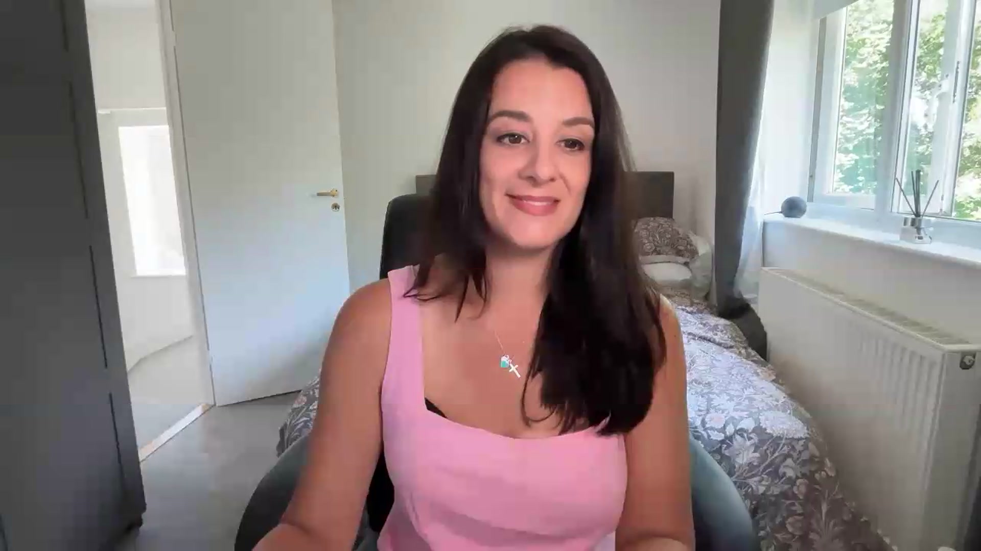 Gallery image thumbnail from yourcassiexo's myfreecams stream on, 07/06/2026, 12:56 image 5 of 20