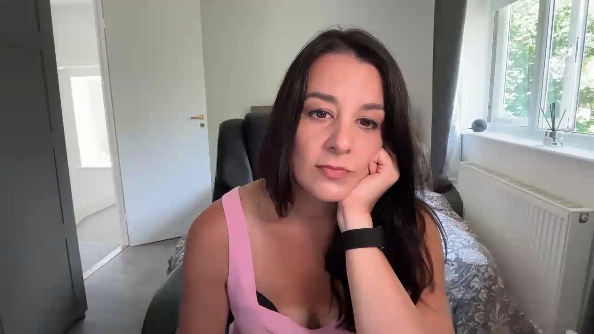 Gallery image thumbnail from yourcassiexo's myfreecams stream on, 07/06/2026, 12:56 image 8 of 20