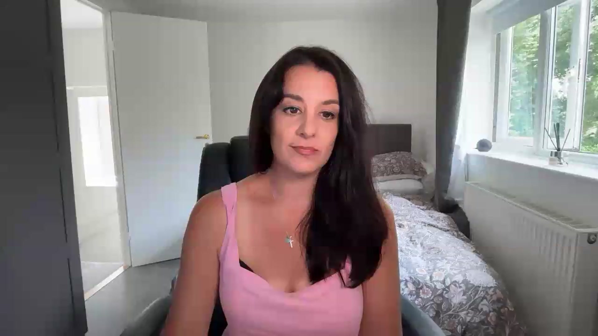 Gallery image thumbnail from yourcassiexo's myfreecams stream on, 07/06/2026, 13:46 image 13 of 20