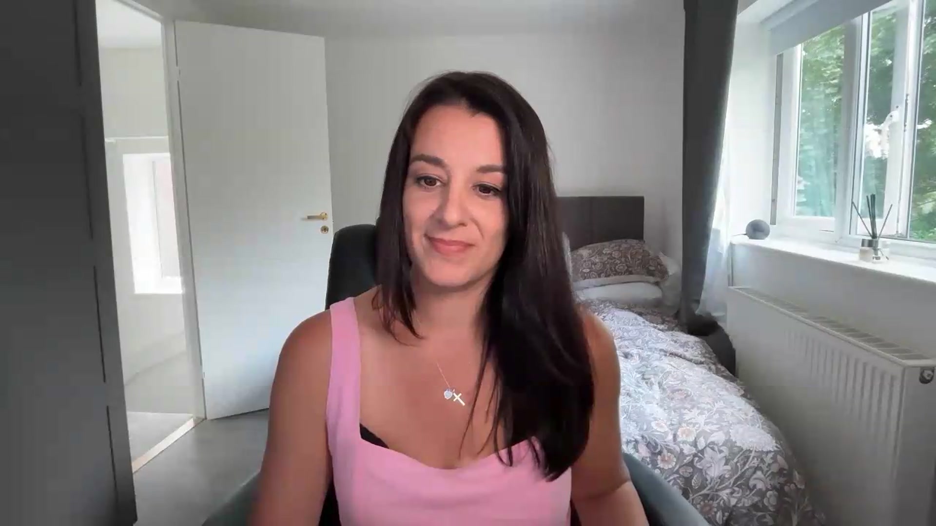 Gallery image thumbnail from yourcassiexo's myfreecams stream on, 07/06/2026, 14:38 image 5 of 20