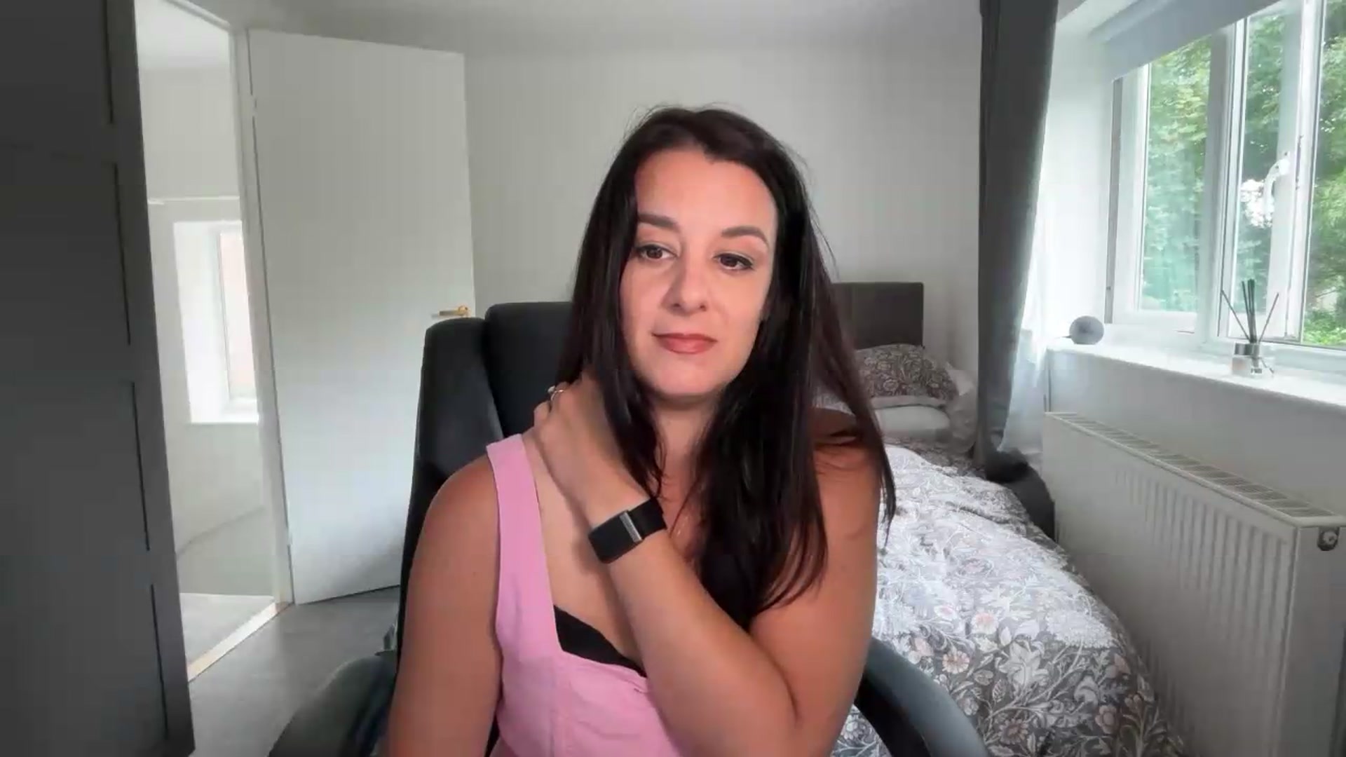 Gallery image thumbnail from yourcassiexo's myfreecams stream on, 07/06/2026, 14:38 image 19 of 20