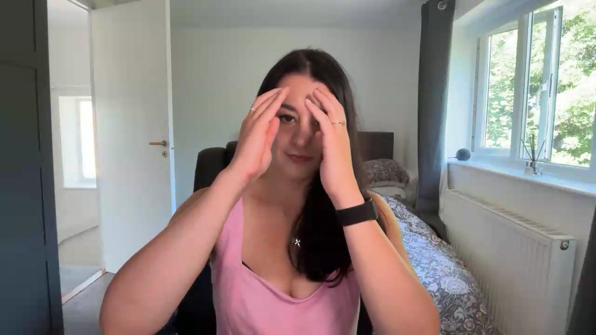 Gallery image thumbnail from yourcassiexo's myfreecams stream on, 07/08/2026, 10:07 image 12 of 20