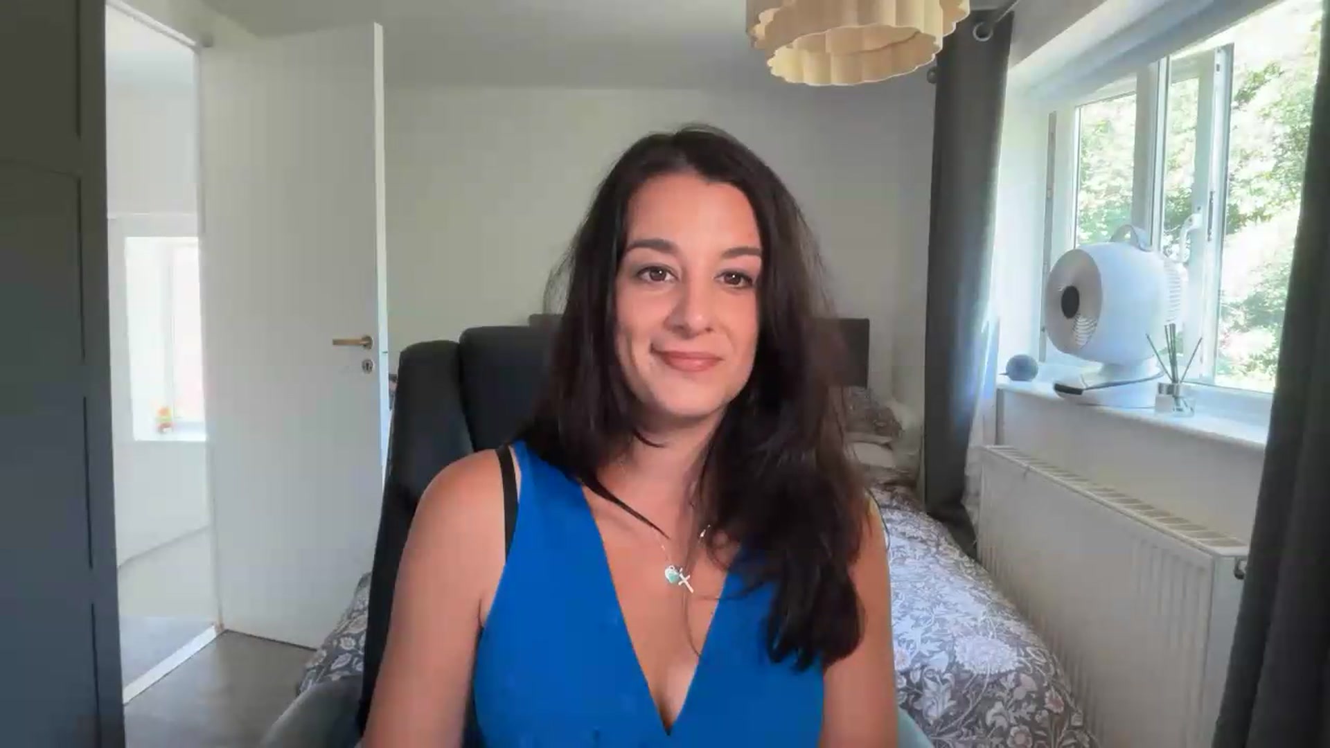 Gallery image thumbnail from yourcassiexo's myfreecams stream on, 07/09/2026, 11:29 image 16 of 20
