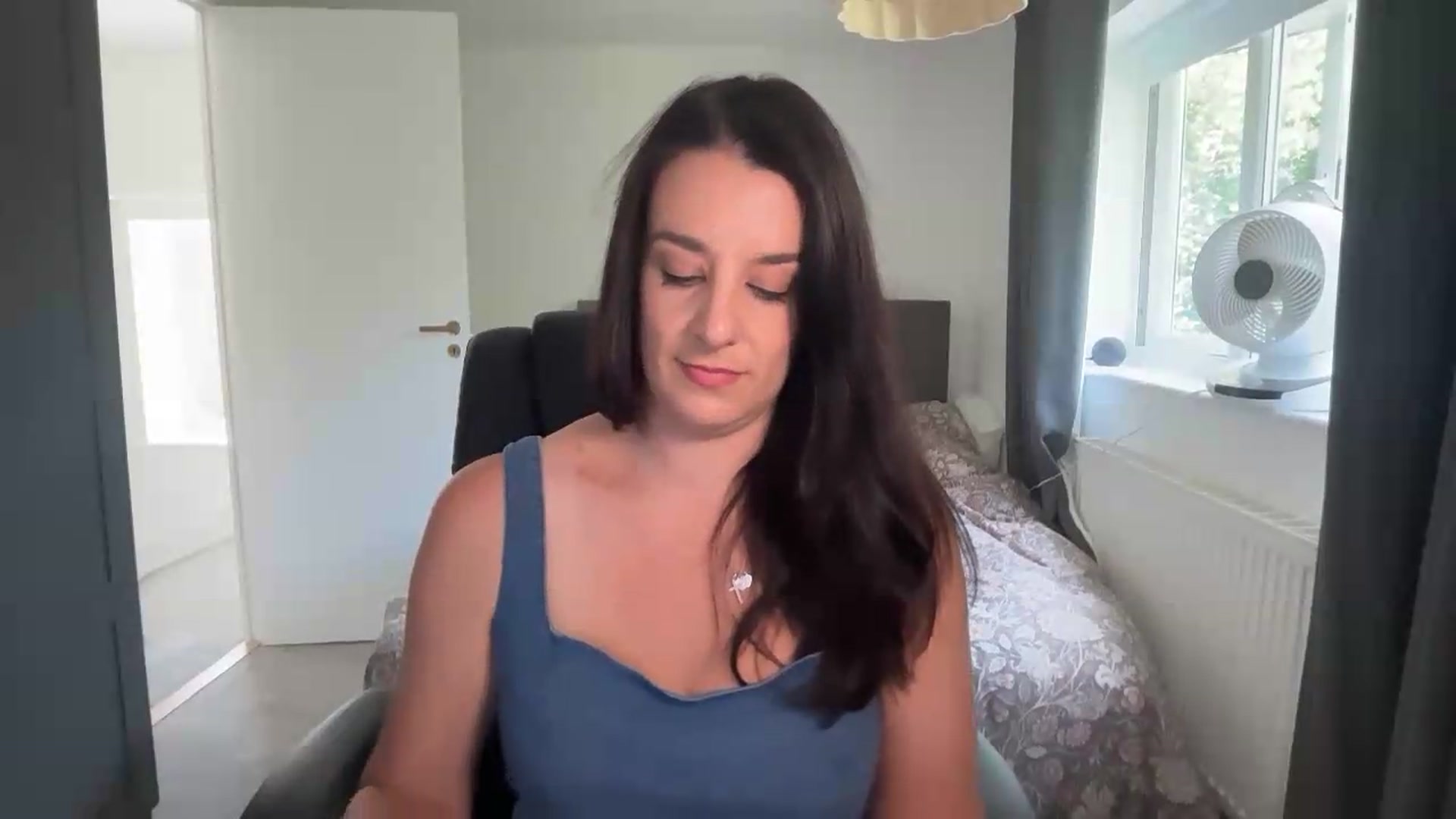 Gallery image thumbnail from yourcassiexo's myfreecams stream on, 08/04/2026, 11:52 image 13 of 20