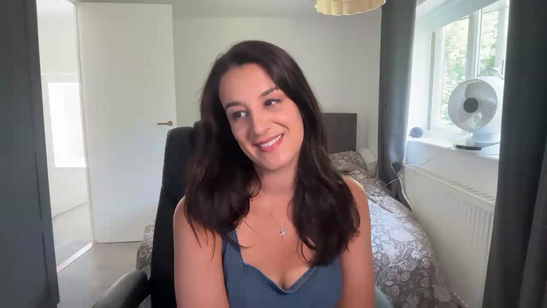 Gallery image thumbnail from yourcassiexo's myfreecams stream on, 08/04/2026, 11:52 image 15 of 20