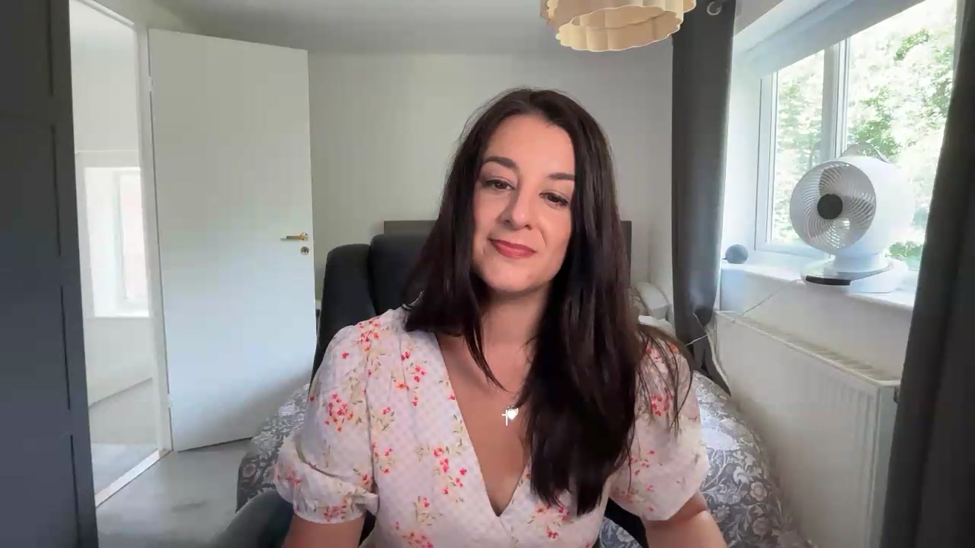 Gallery image thumbnail from yourcassiexo's myfreecams stream on, 08/09/2026, 11:32 image 10 of 20