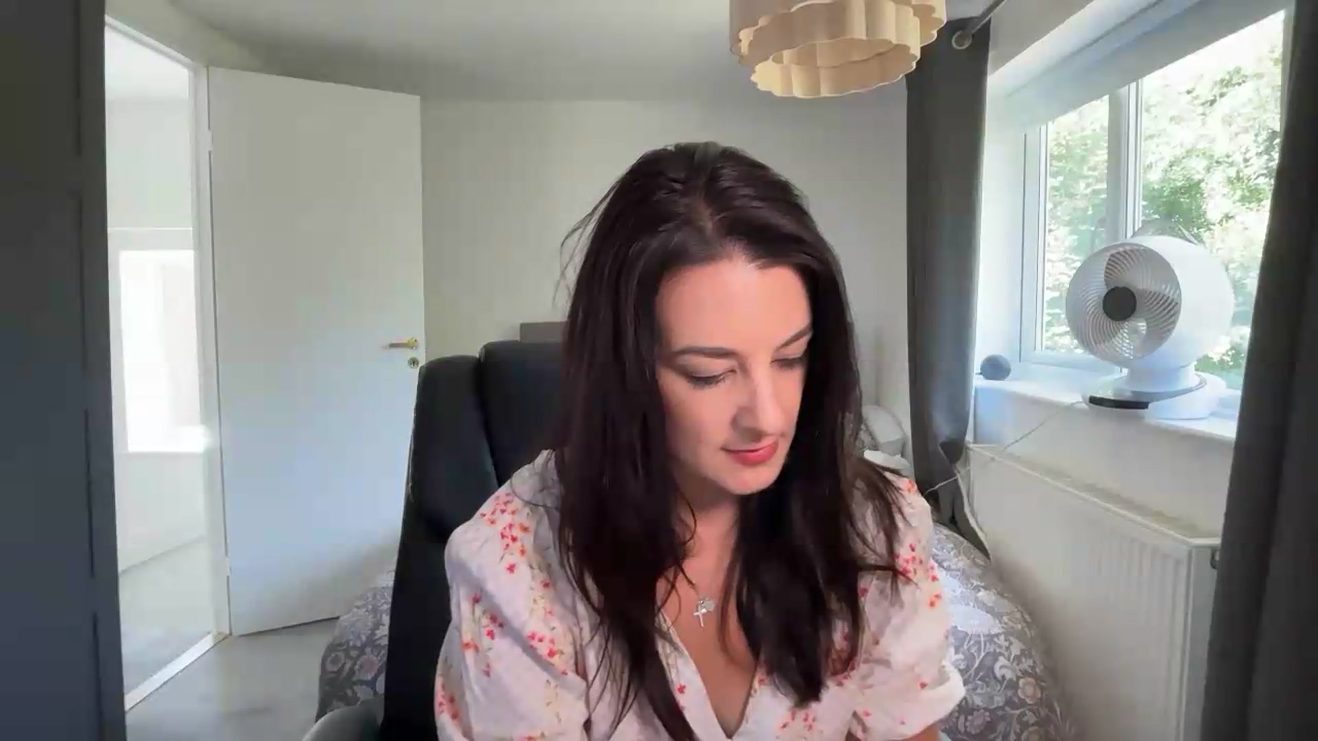 Gallery image thumbnail from yourcassiexo's myfreecams stream on, 08/09/2026, 12:49 image 16 of 20