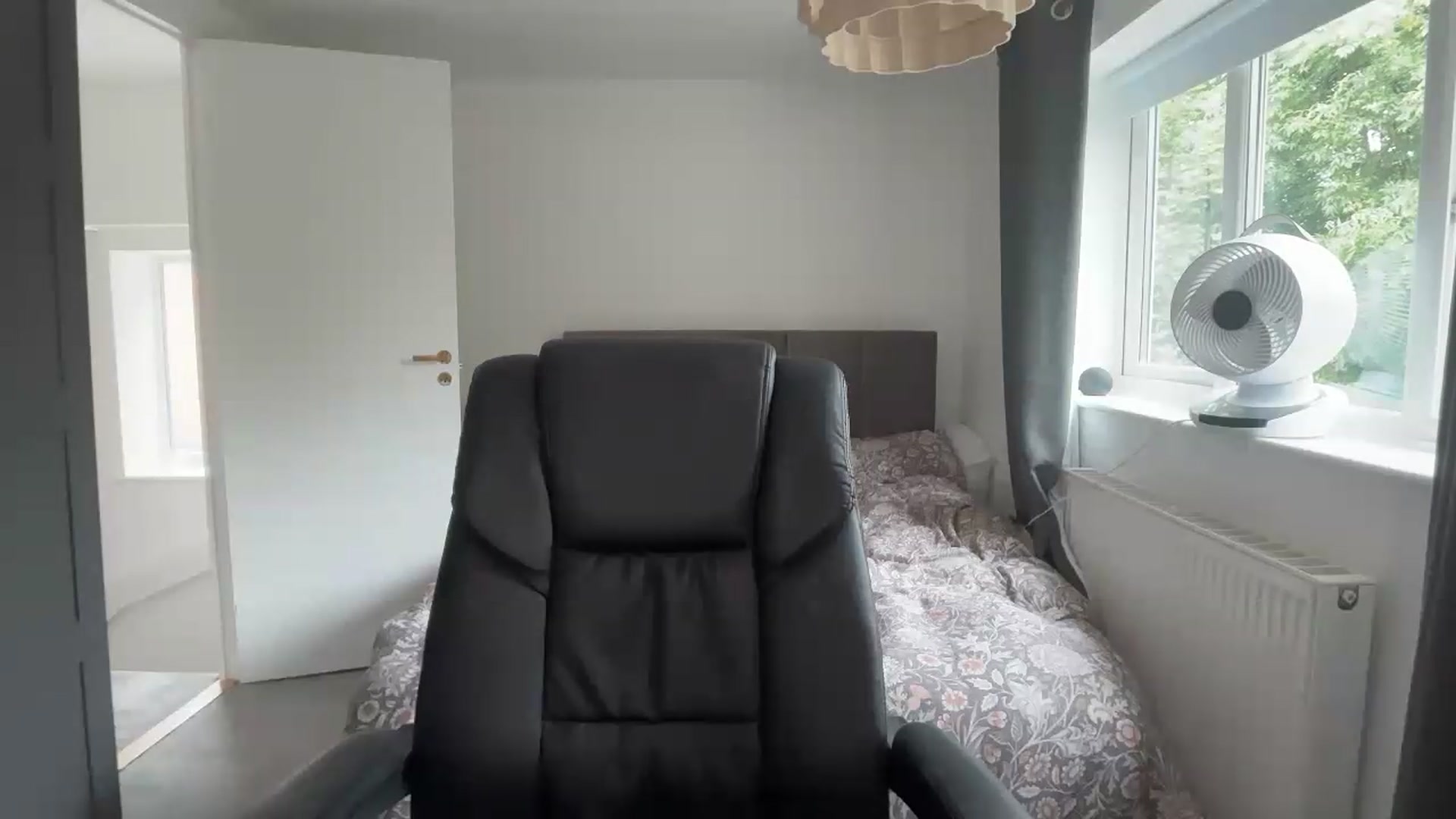 Gallery image thumbnail from yourcassiexo's myfreecams stream on, 08/15/2026, 11:32 image 5 of 20