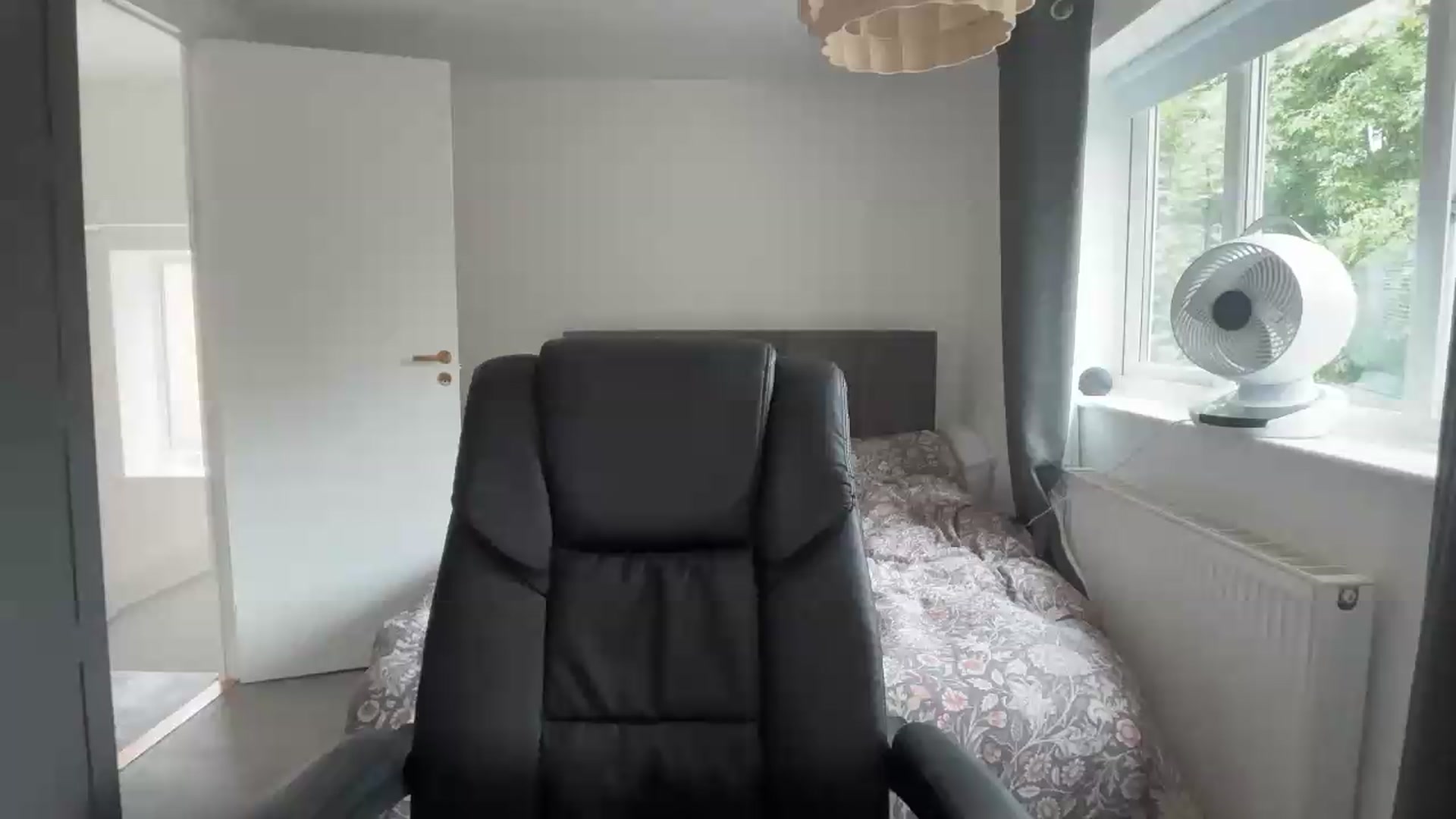 Gallery image thumbnail from yourcassiexo's myfreecams stream on, 08/15/2026, 11:32 image 3 of 20