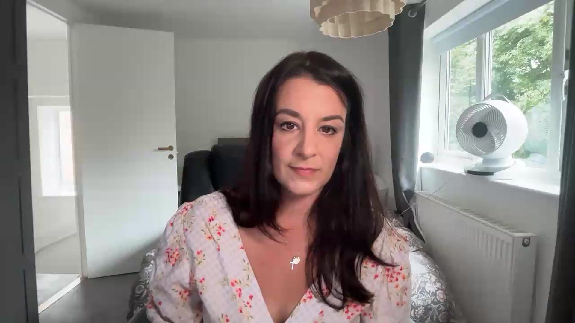 Gallery image thumbnail from yourcassiexo's myfreecams stream on, 08/15/2026, 11:32 image 17 of 20