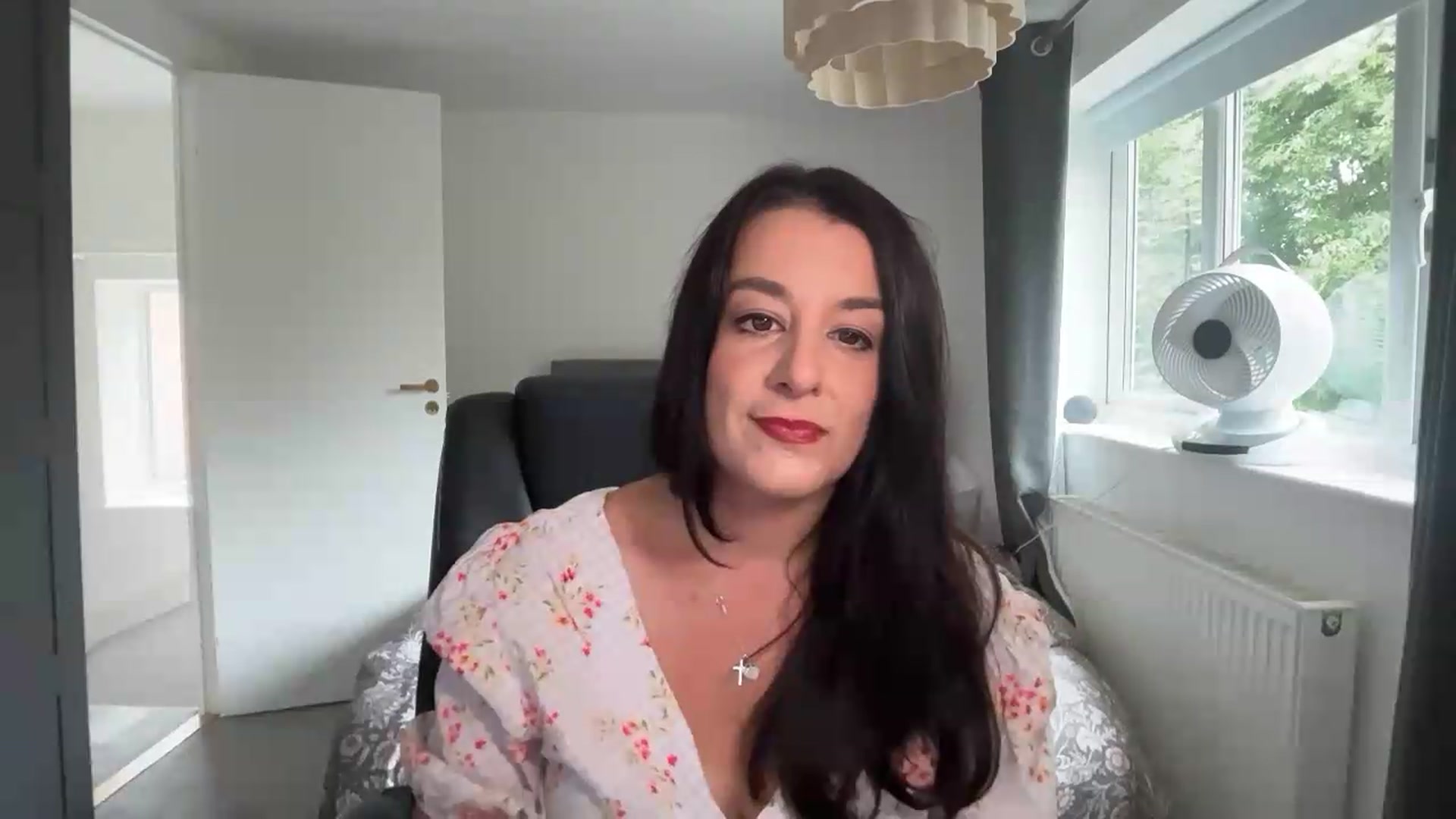 Gallery image thumbnail from yourcassiexo's myfreecams stream on, 08/15/2026, 11:50 image 15 of 20