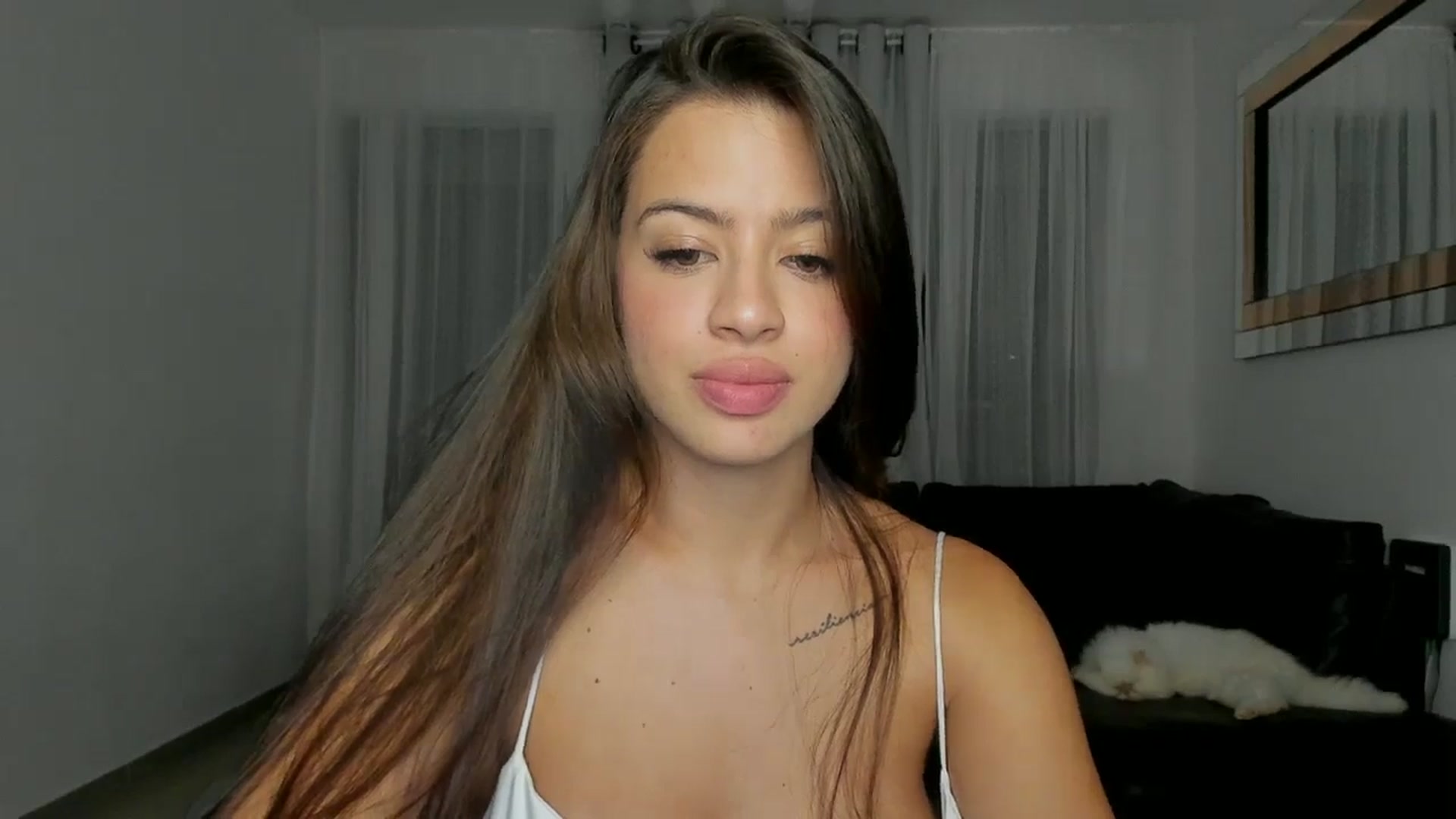 Gallery image thumbnail from yourmermaid_'s myfreecams stream on, 11/06/2024, 07:10 image 14 of 20