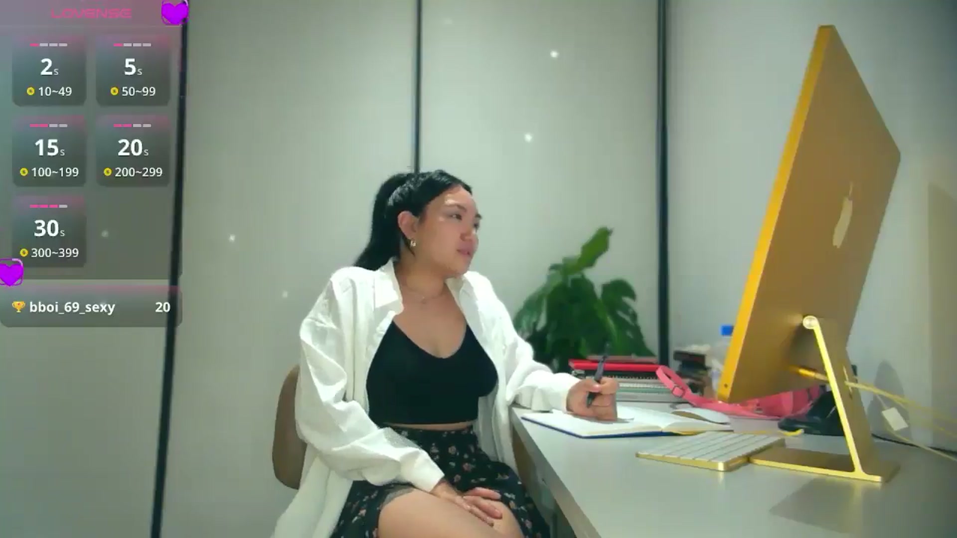 Gallery image thumbnail from yumihana__26's myfreecams stream on, 09/03/2025, 03:01 image 10 of 20