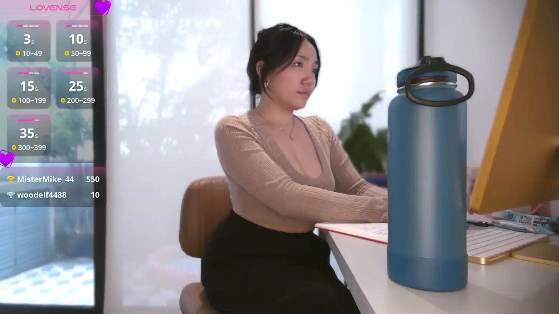 Gallery image thumbnail from yumihana__26's myfreecams stream on, 09/10/2025, 16:07 image 11 of 20