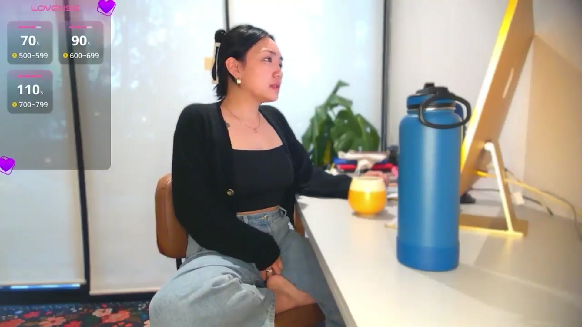 Gallery image thumbnail from yumihana__26's myfreecams stream on, 10/08/2025, 14:07 image 8 of 20