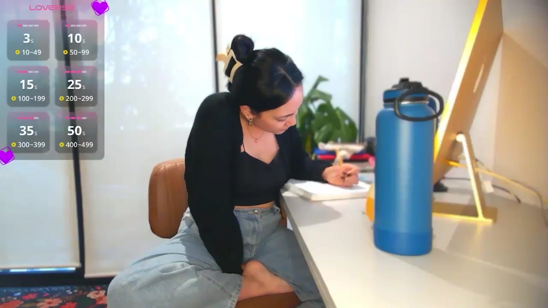 Gallery image thumbnail from yumihana__26's myfreecams stream on, 10/08/2025, 14:07 image 13 of 20