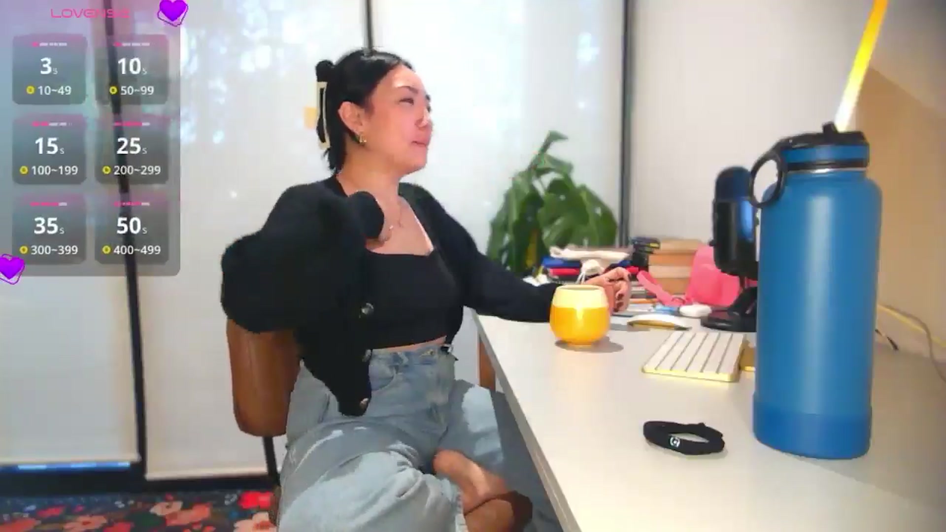 Gallery image thumbnail from yumihana__26's myfreecams stream on, 10/08/2025, 14:07 image 4 of 20