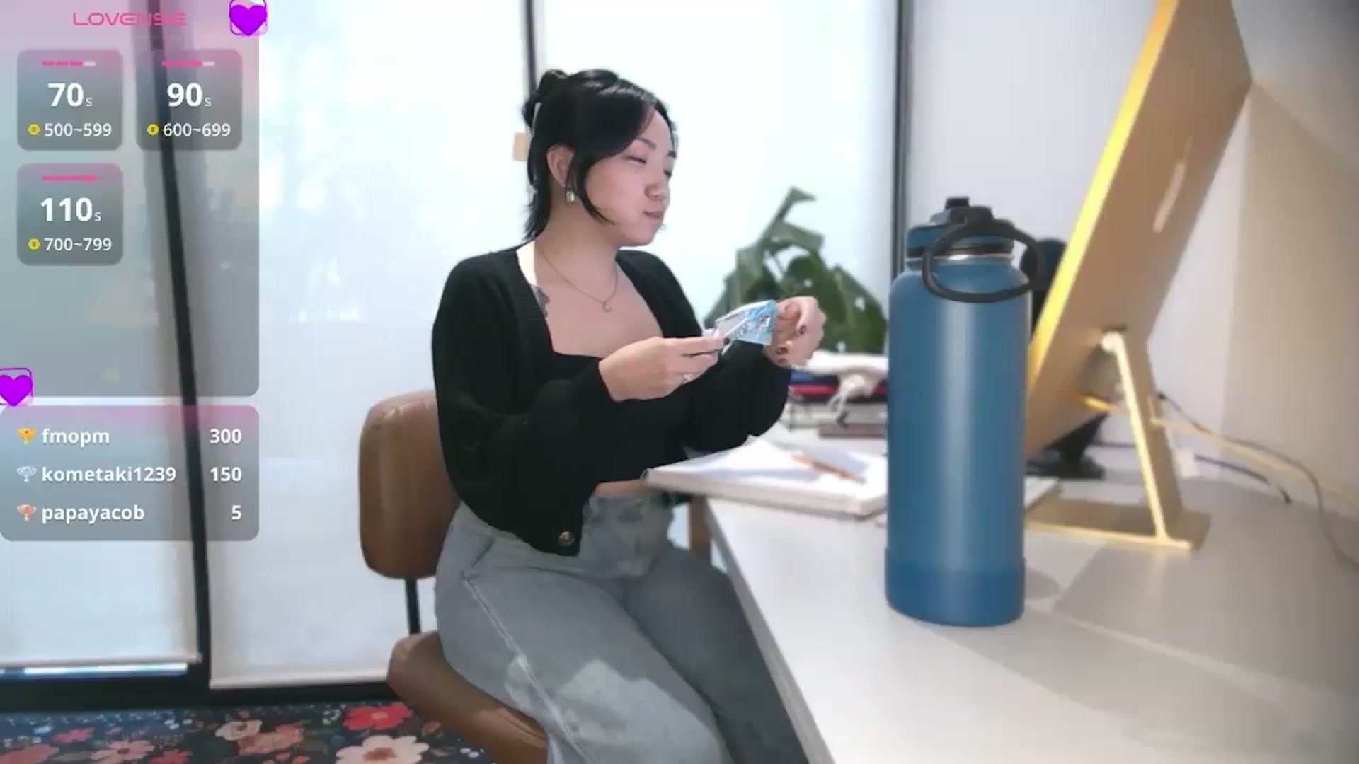 Gallery image thumbnail from yumihana__26's myfreecams stream on, 10/08/2025, 15:18 image 1 of 20