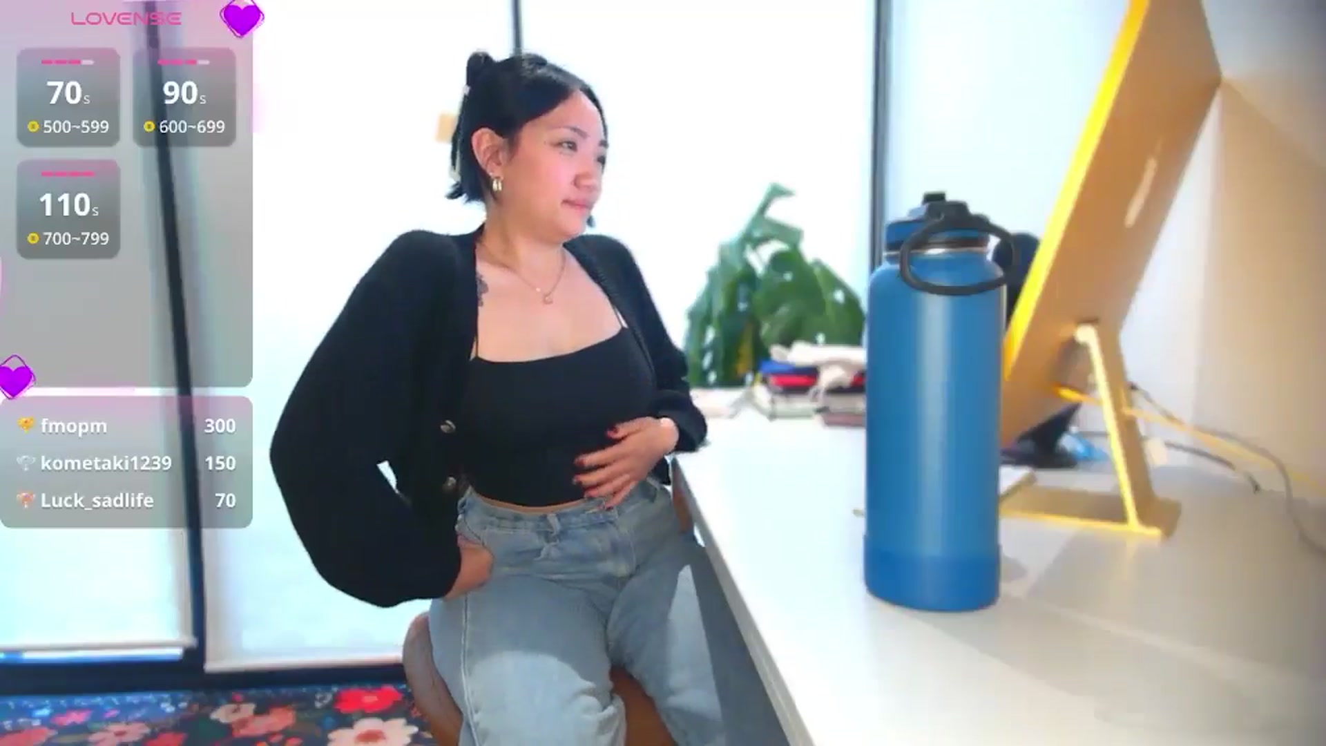Gallery image thumbnail from yumihana__26's myfreecams stream on, 10/08/2025, 15:51 image 15 of 20