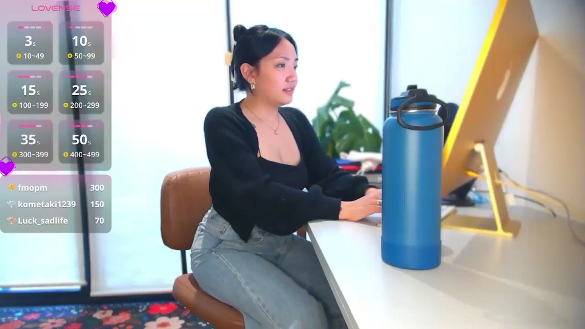 Gallery image thumbnail from yumihana__26's myfreecams stream on, 10/08/2025, 15:51 image 16 of 20