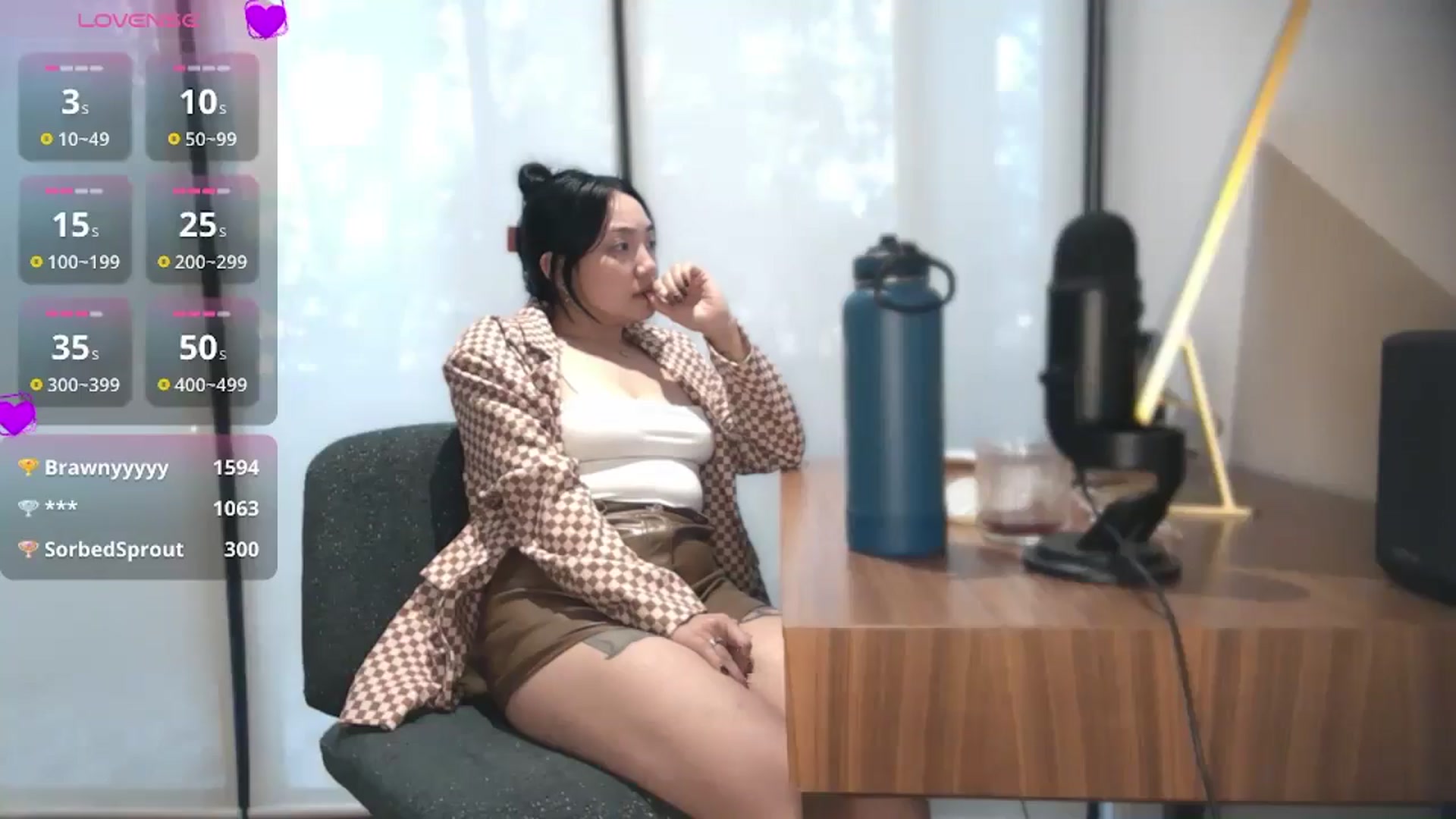 Gallery image thumbnail from yumihana__26's myfreecams stream on, 11/10/2025, 17:04 image 14 of 20
