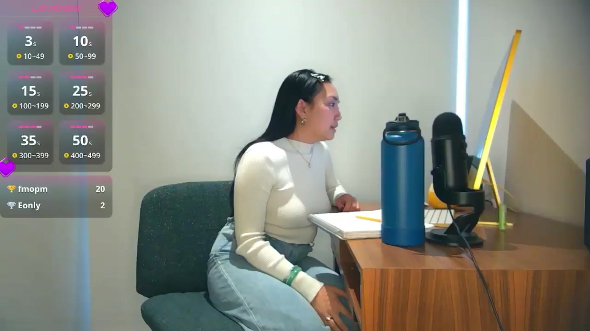 Gallery image thumbnail from yumihana__26's myfreecams stream on, 11/11/2025, 21:29 image 10 of 20