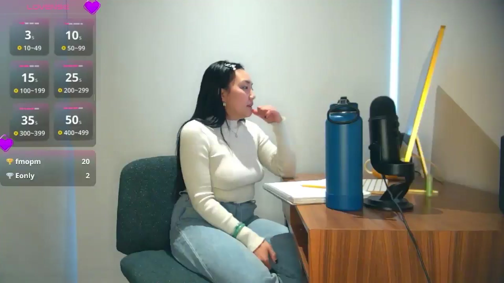 Gallery image thumbnail from yumihana__26's myfreecams stream on, 11/11/2025, 21:29 image 14 of 20