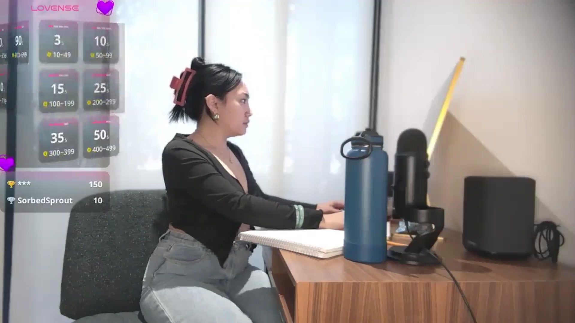 Gallery image thumbnail from yumihana__26's myfreecams stream on, 11/19/2025, 14:00 image 13 of 20