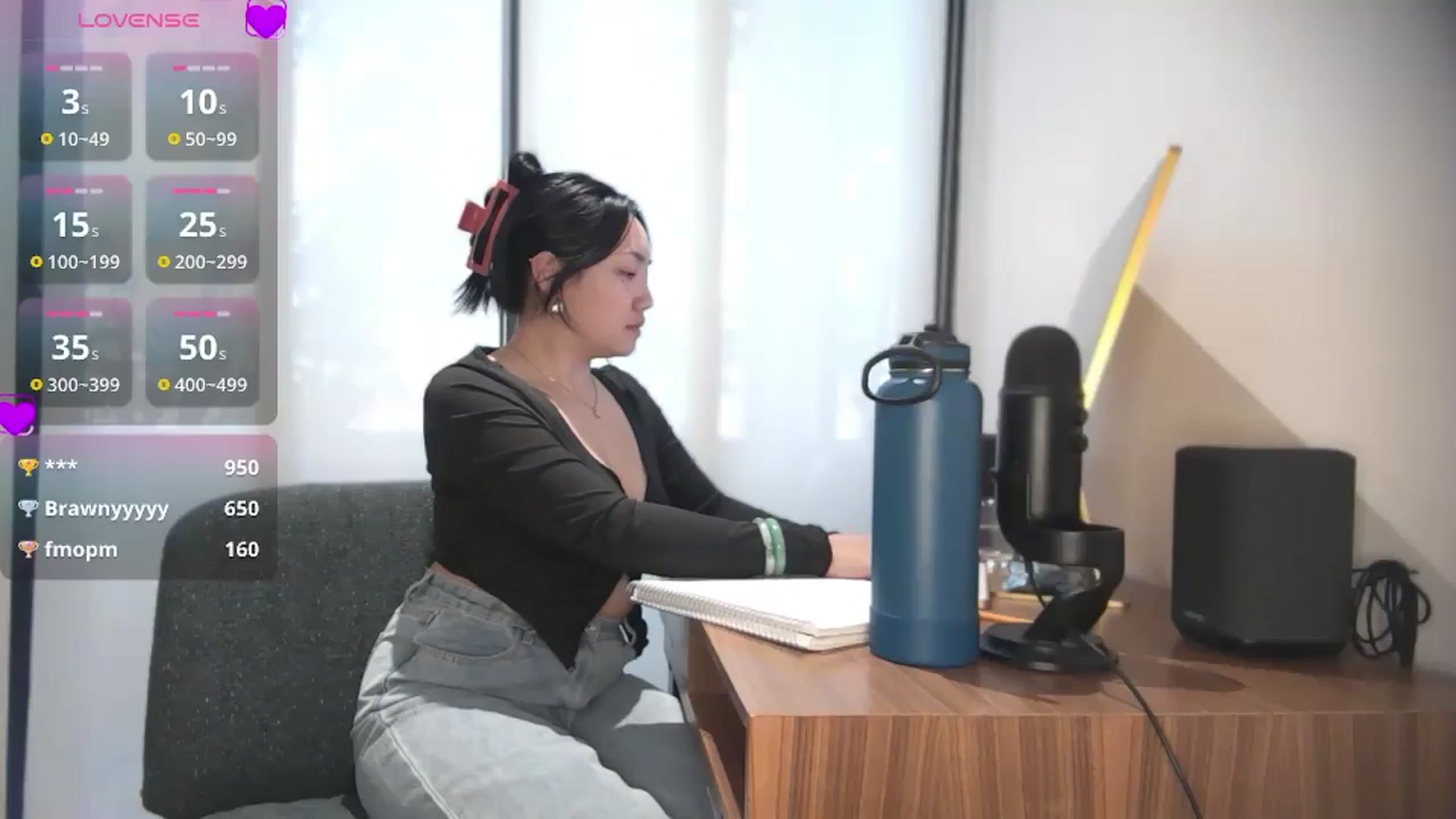 Gallery image thumbnail from yumihana__26's myfreecams stream on, 11/19/2025, 14:26 image 10 of 20