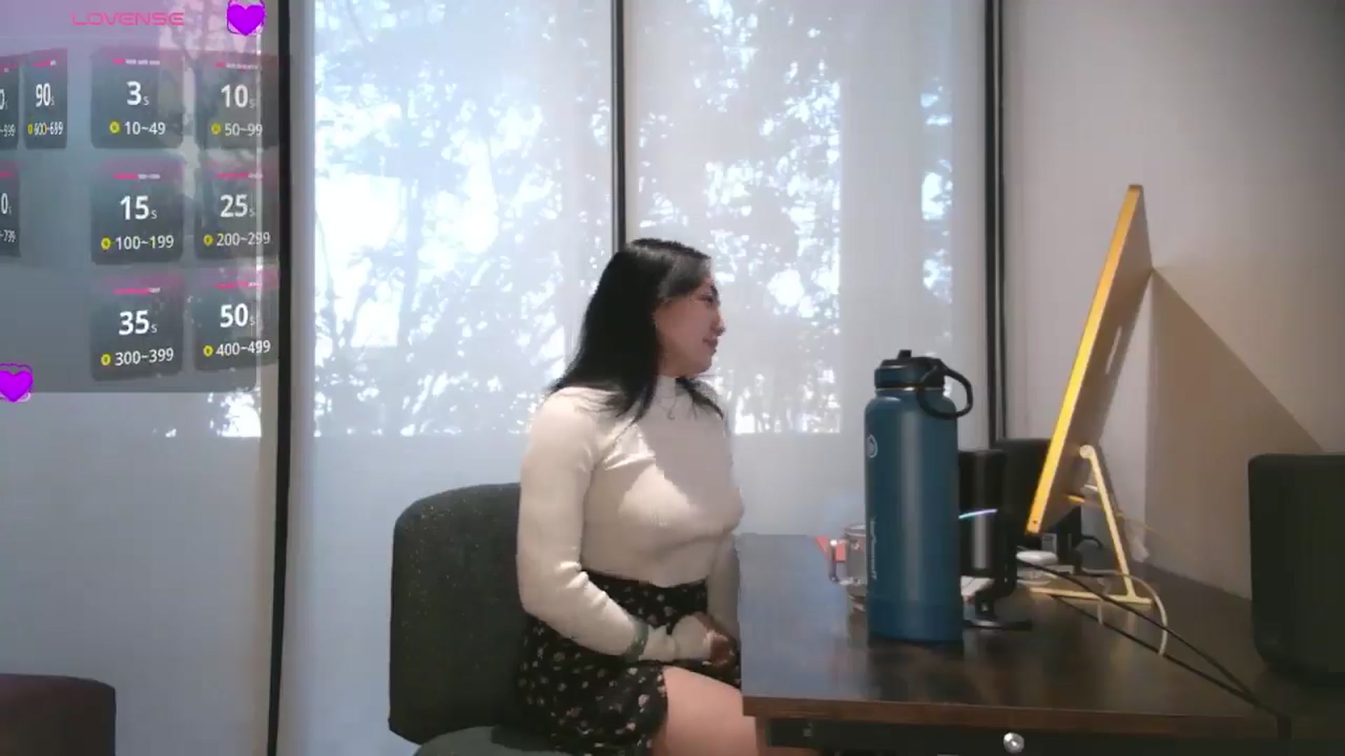 Gallery image thumbnail from yumihana__26's myfreecams stream on, 12/01/2025, 14:29 image 15 of 20
