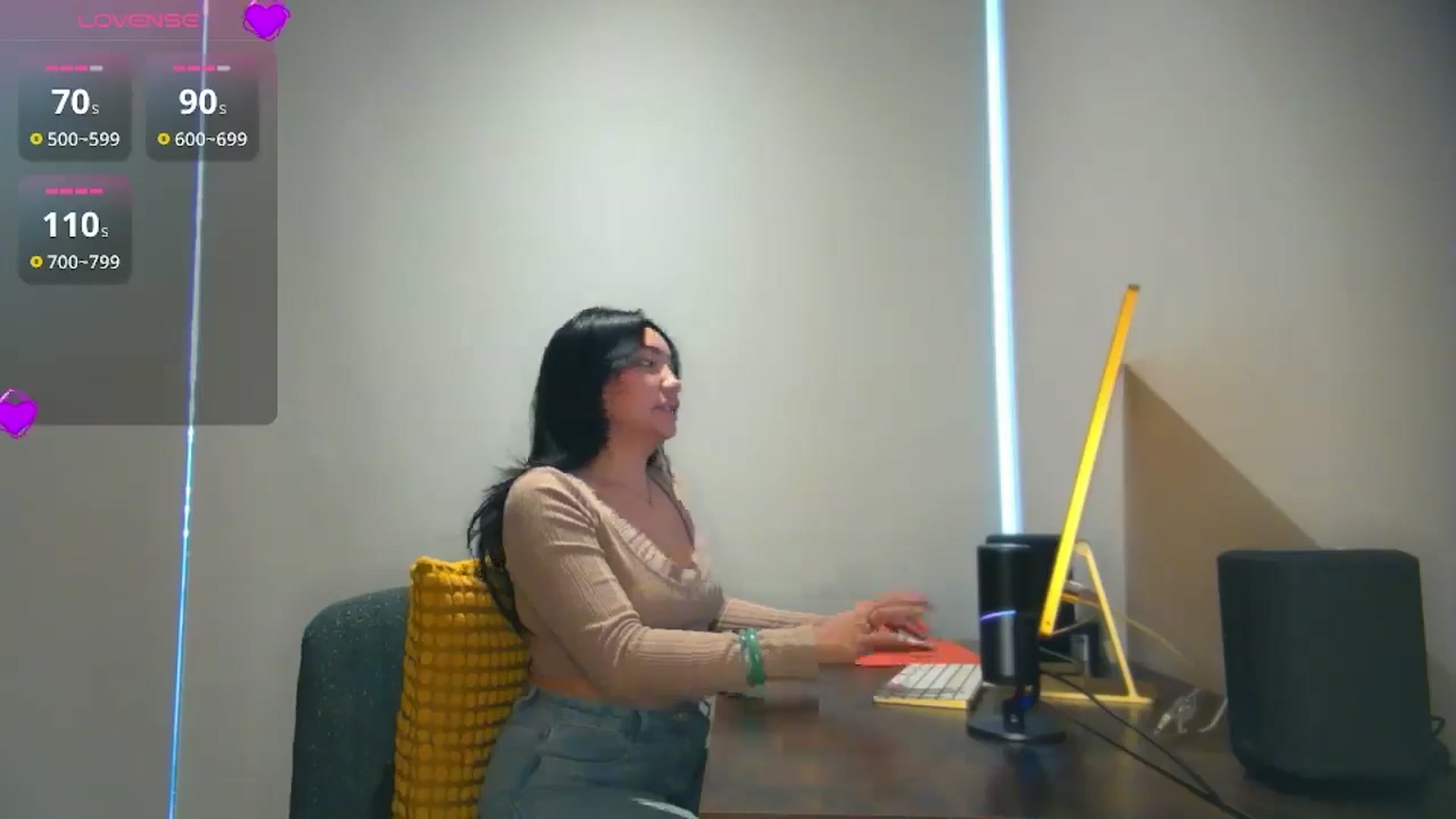 Gallery image thumbnail from yumihana__26's myfreecams stream on, 12/17/2025, 20:46 image 5 of 20
