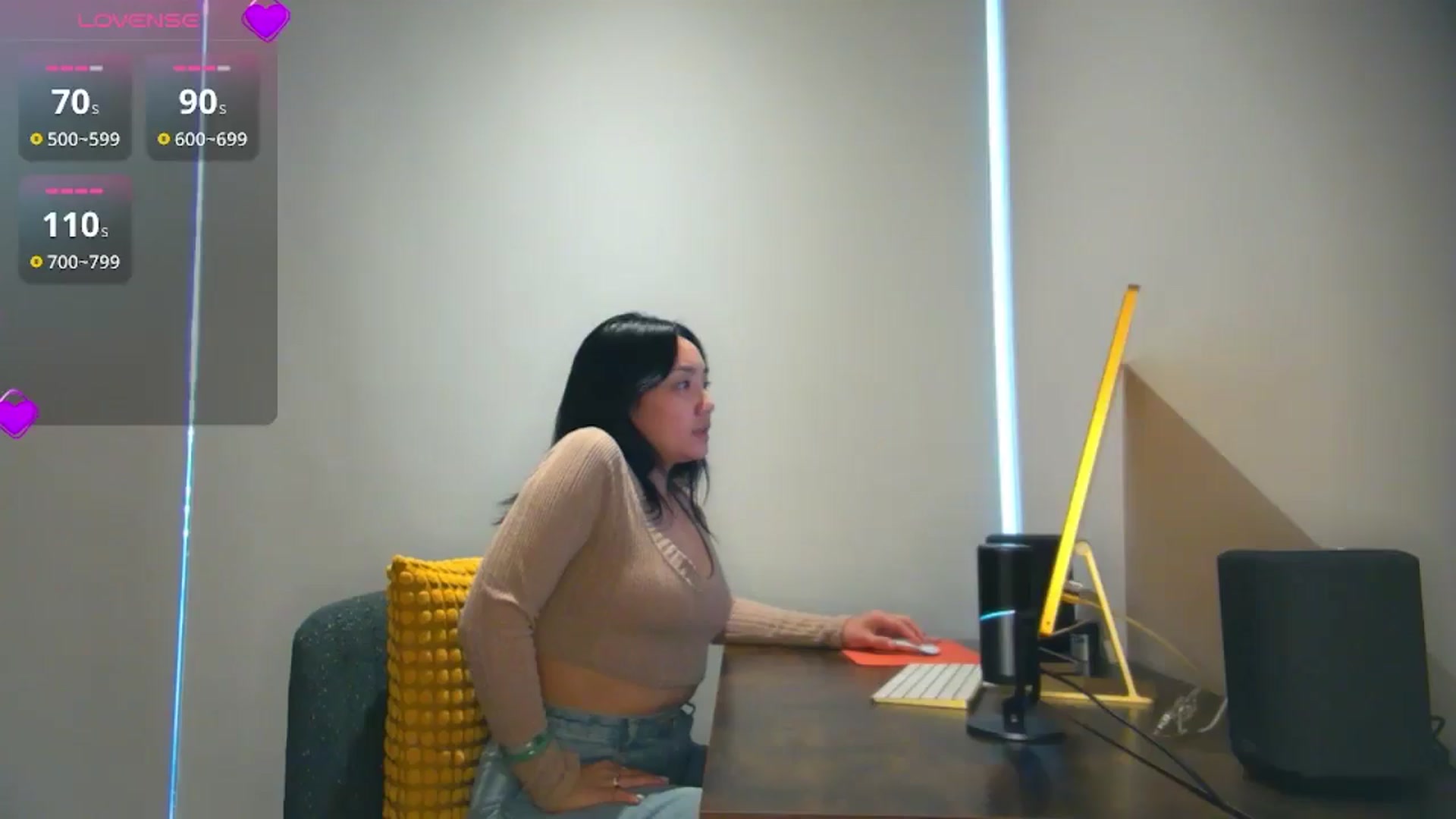 Gallery image thumbnail from yumihana__26's myfreecams stream on, 12/17/2025, 20:46 image 8 of 20