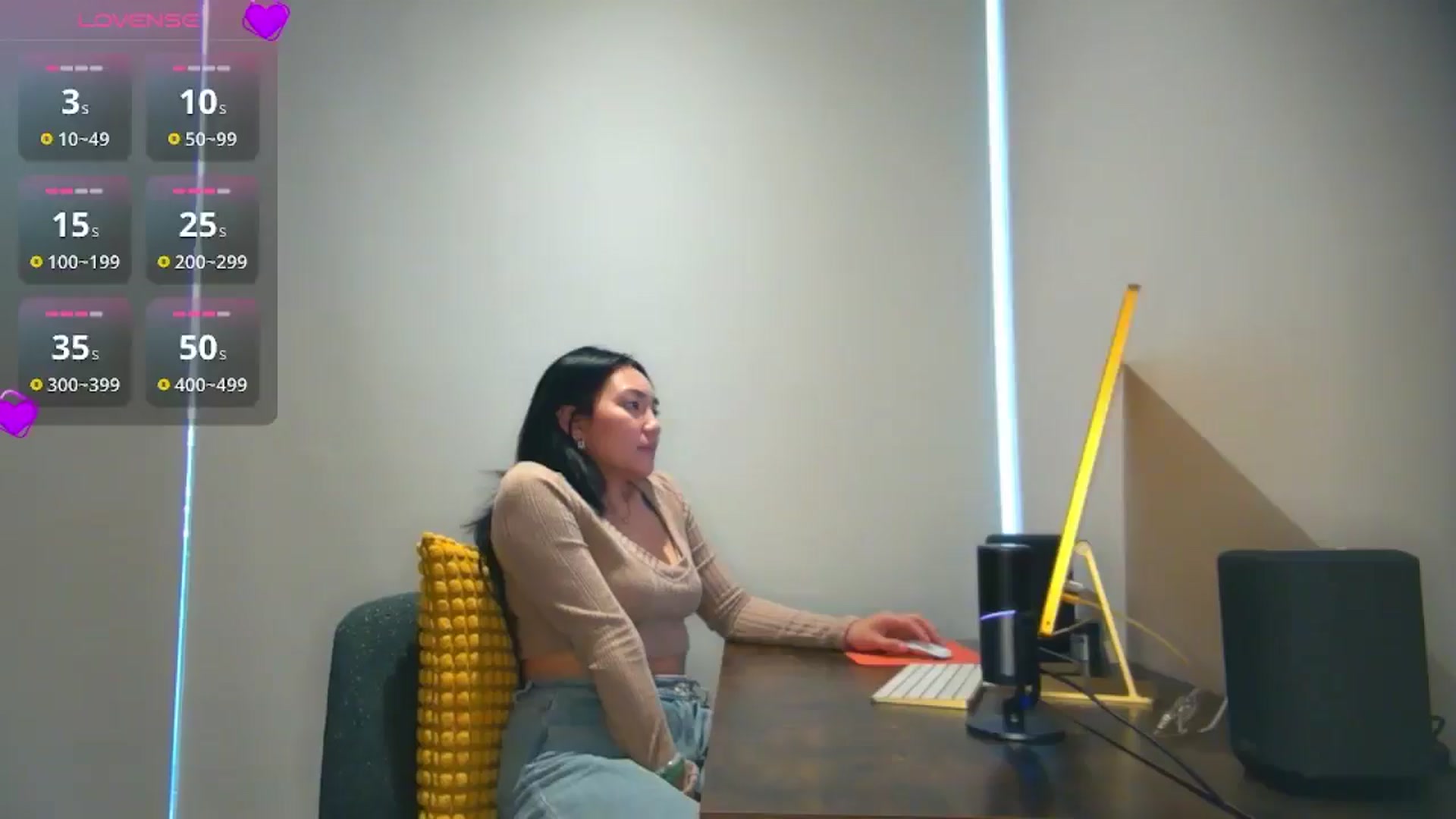 Gallery image thumbnail from yumihana__26's myfreecams stream on, 12/17/2025, 20:46 image 11 of 20