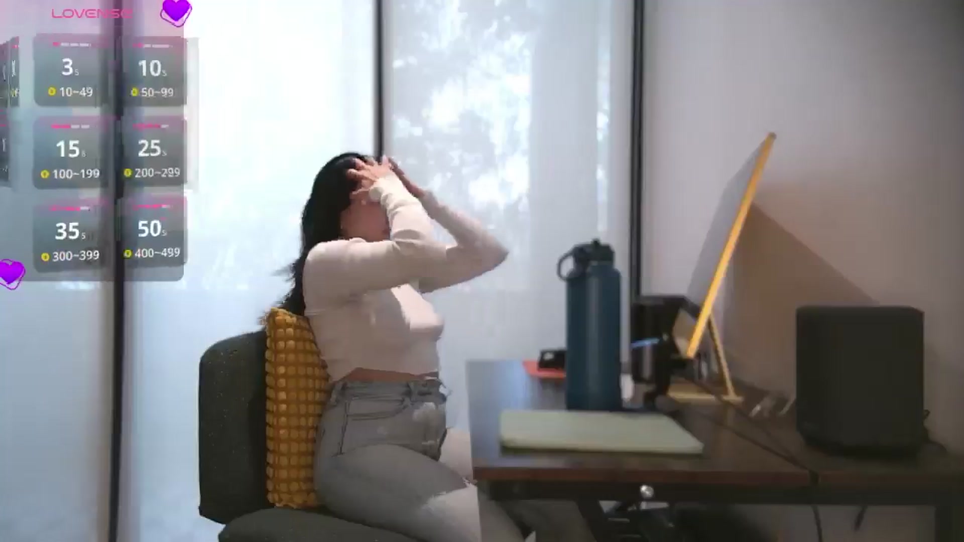 Gallery image thumbnail from yumihana__26's myfreecams stream on, 12/19/2025, 18:20 image 7 of 20