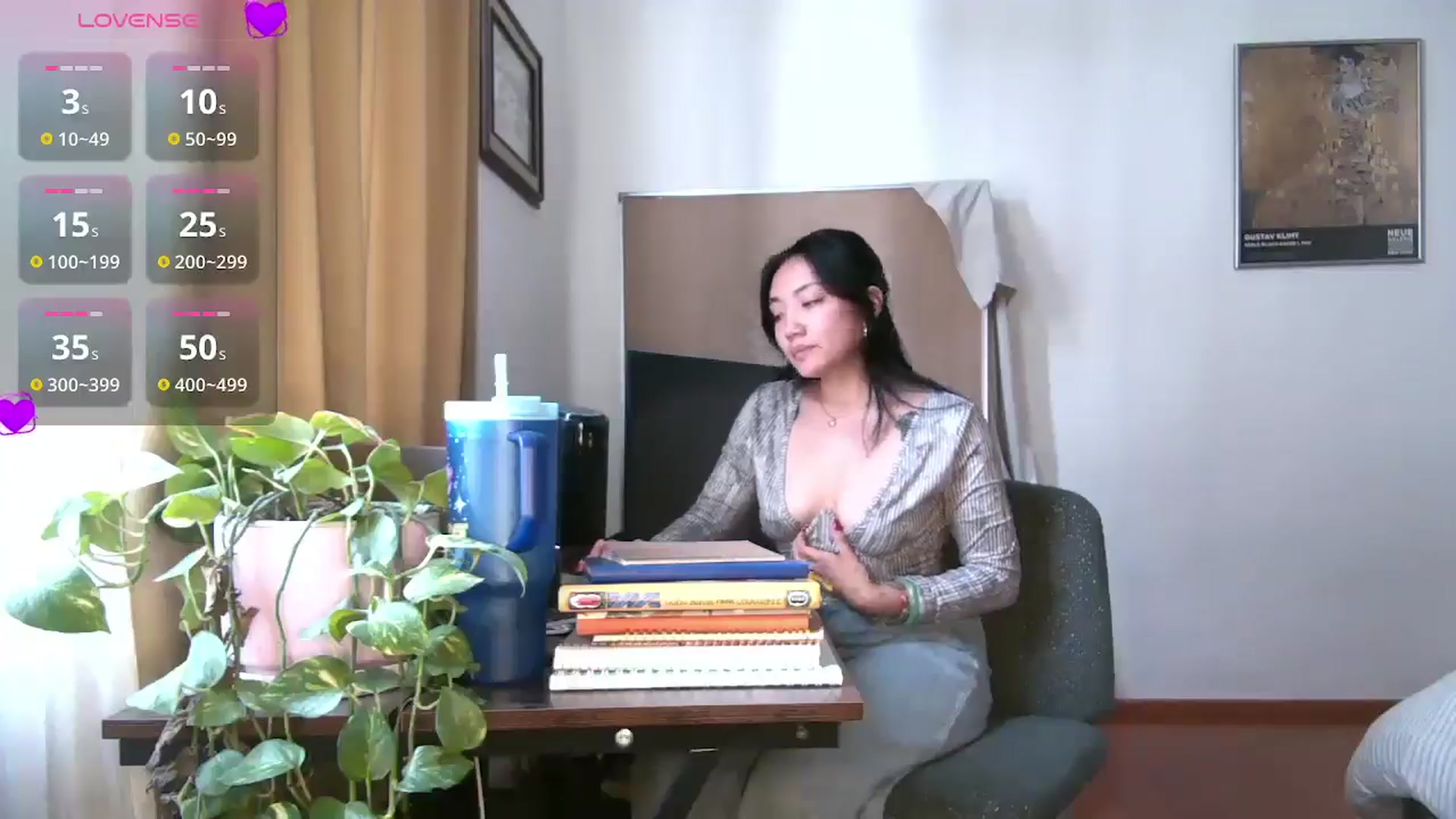 Gallery image thumbnail from yumihana__26's myfreecams stream on, 03/23/2026, 19:09 image 16 of 20