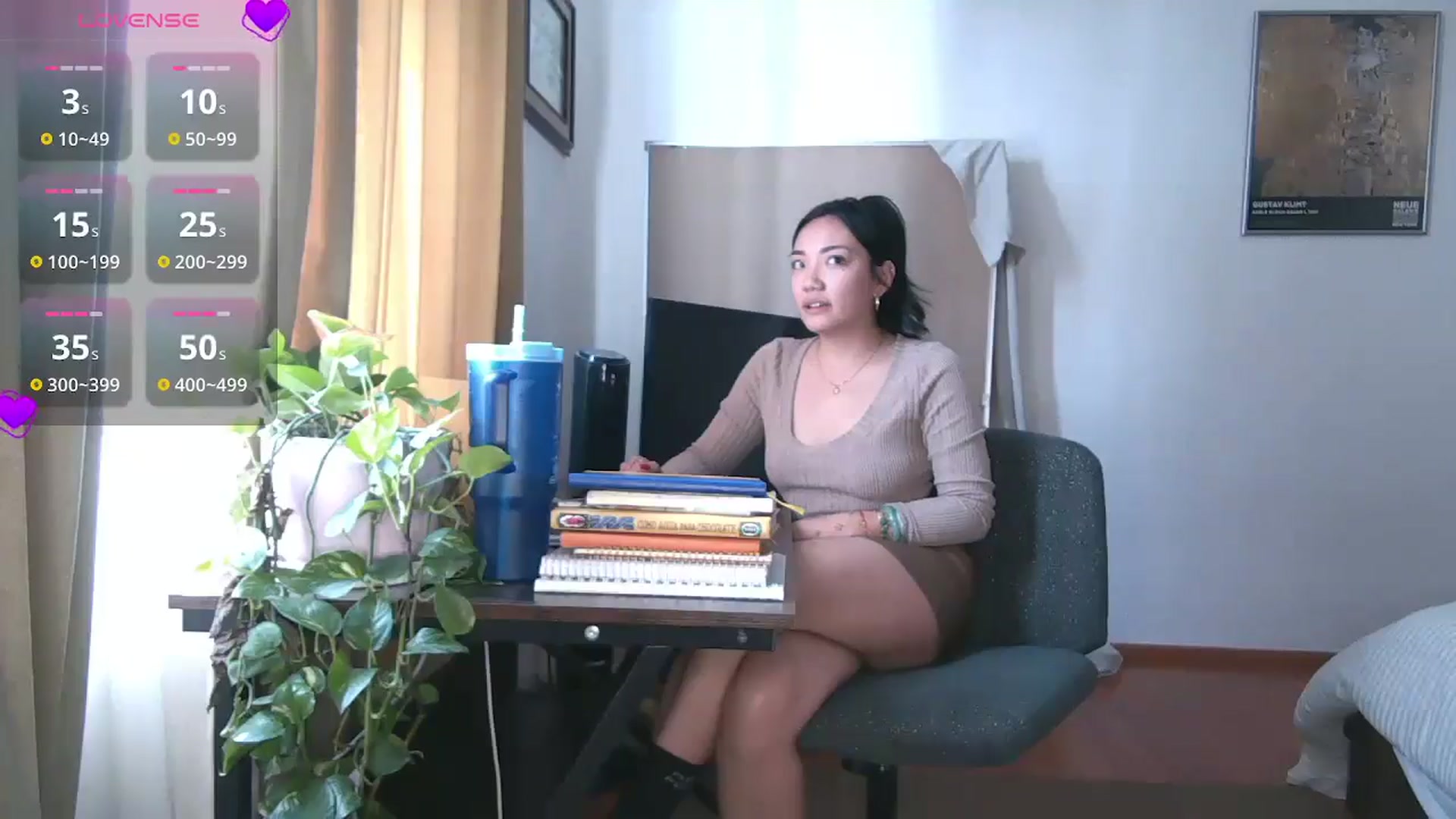 Gallery image thumbnail from yumihana__26's myfreecams stream on, 03/24/2026, 16:53 image 9 of 20