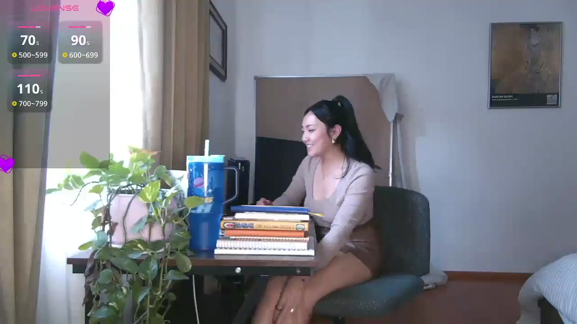 Gallery image thumbnail from yumihana__26's myfreecams stream on, 03/24/2026, 19:27 image 7 of 20