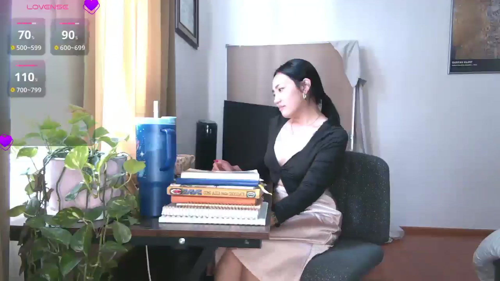 Gallery image thumbnail from yumihana__26's myfreecams stream on, 03/25/2026, 15:37 image 16 of 20