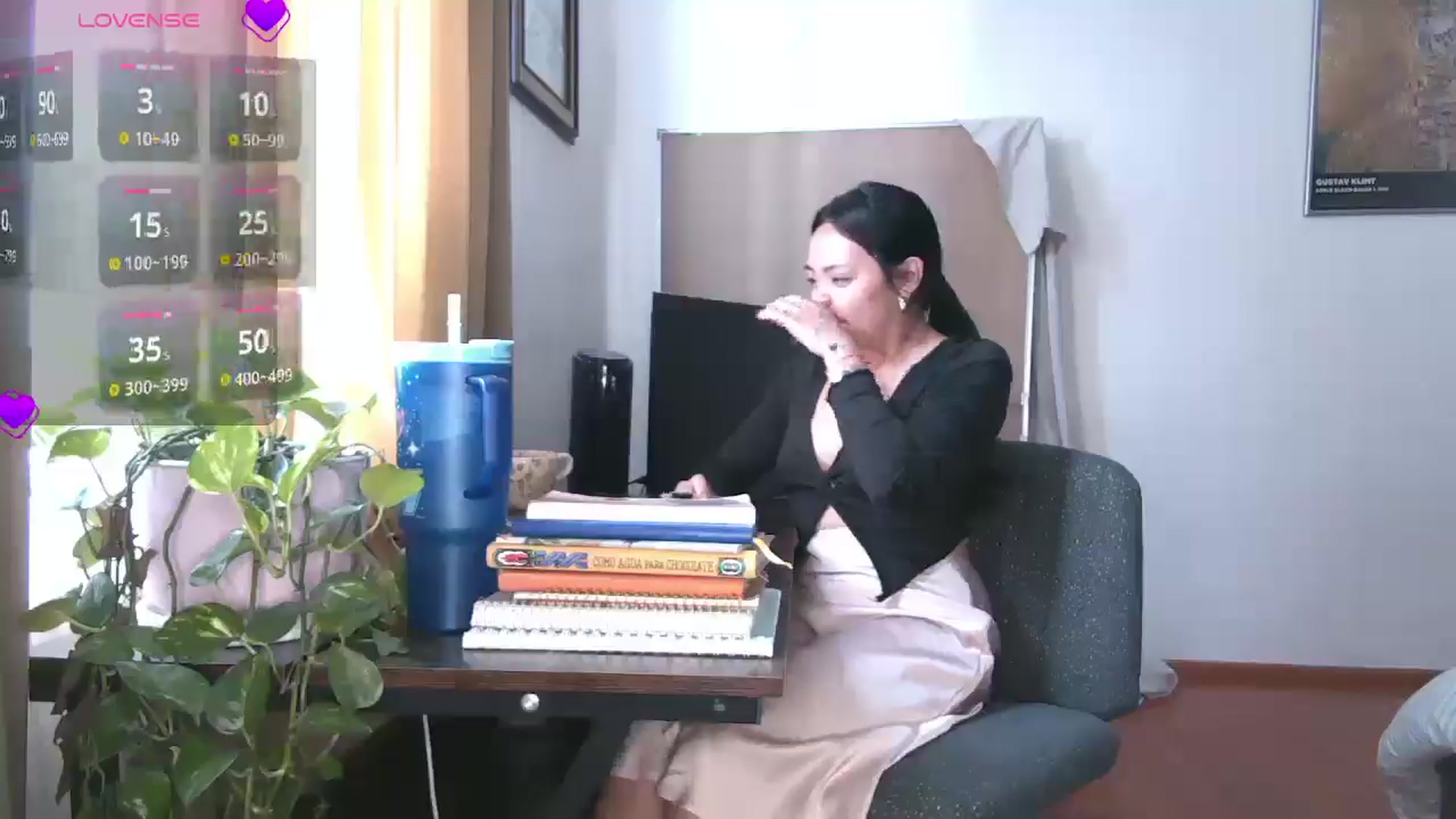 Gallery image thumbnail from yumihana__26's myfreecams stream on, 03/25/2026, 15:37 image 8 of 20