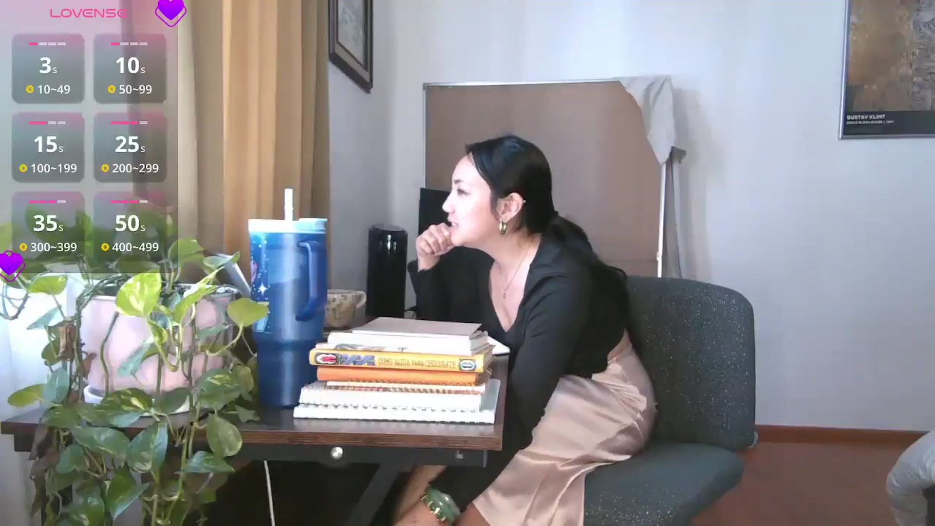 Gallery image thumbnail from yumihana__26's myfreecams stream on, 03/25/2026, 20:42 image 11 of 20