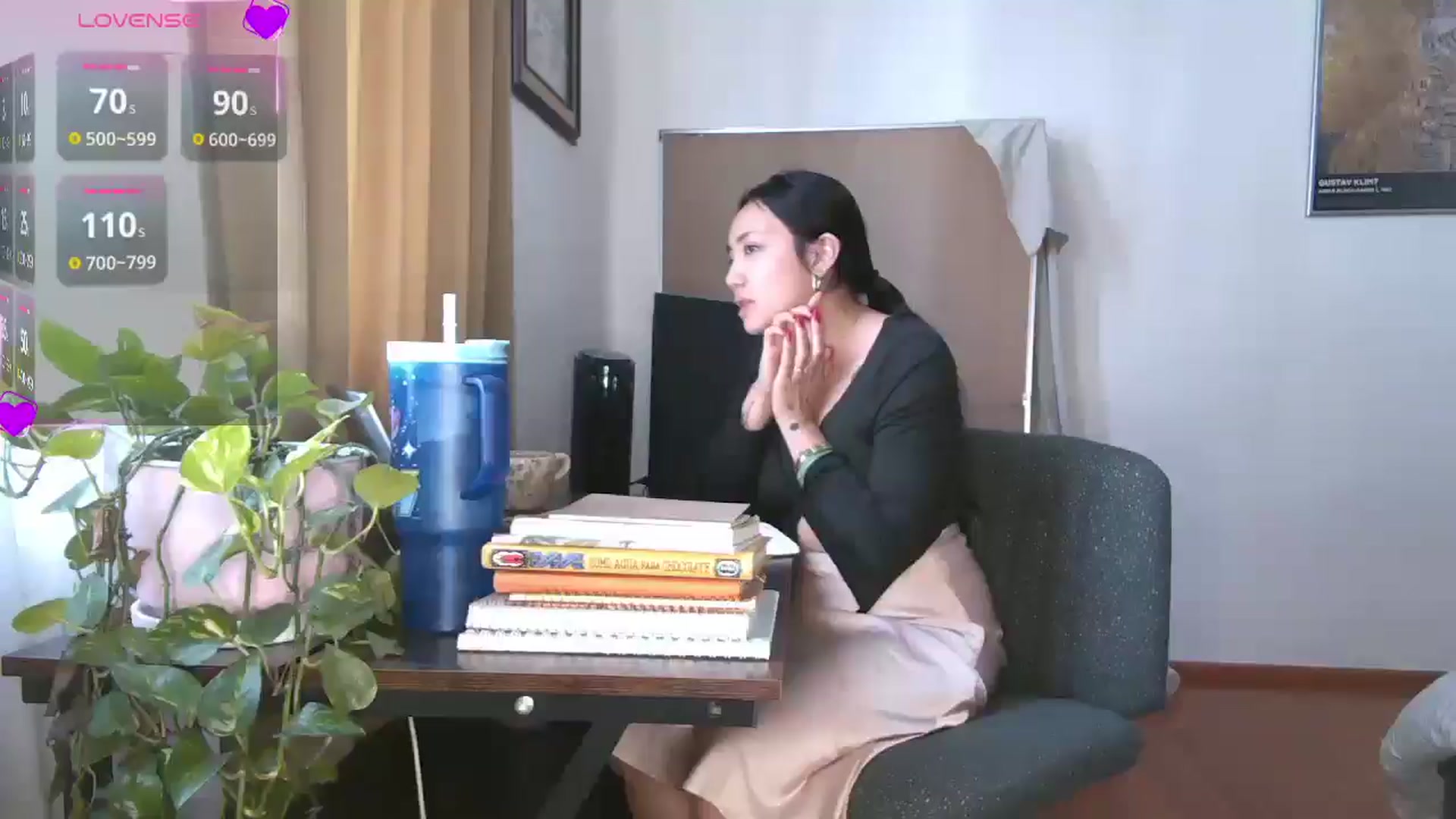 Gallery image thumbnail from yumihana__26's myfreecams stream on, 03/25/2026, 20:42 image 1 of 20